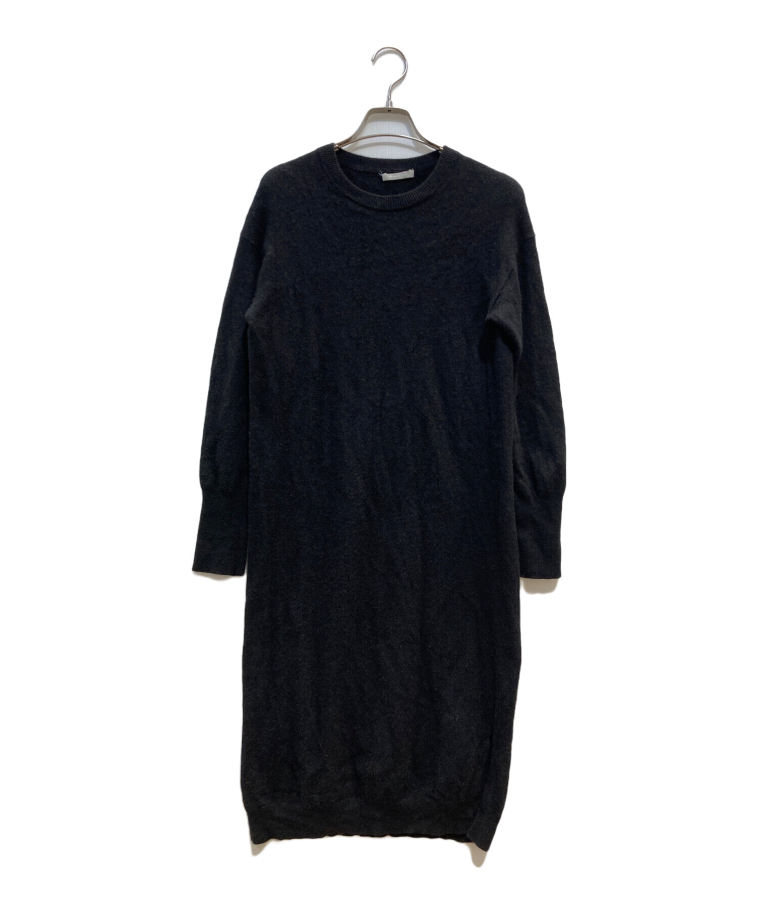 theory luxeの黒ニットワンピース セオリー リュクス theory Luxe