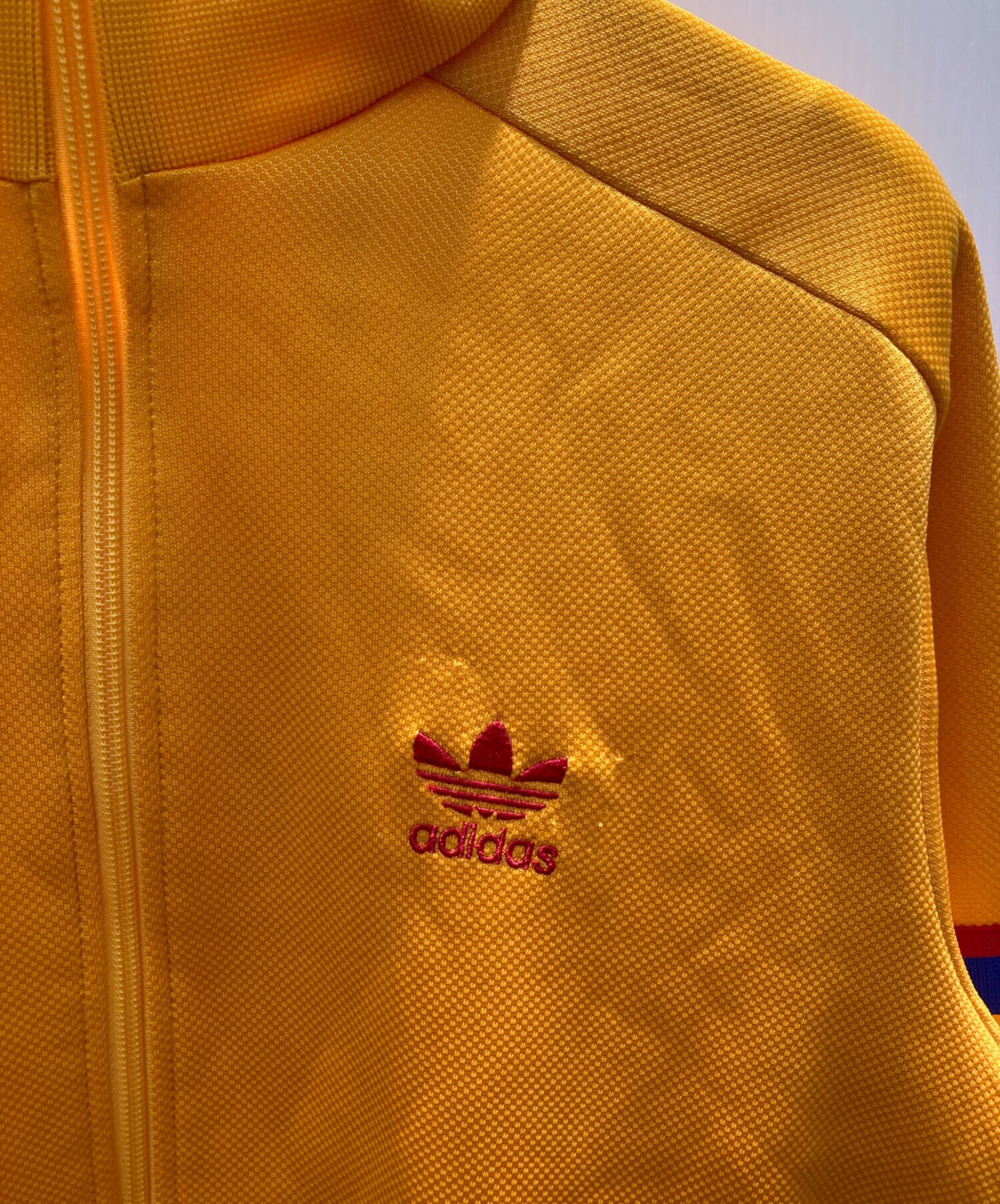 中古・古着通販】adidas (アディダス) トラックジャケット オレンジ 