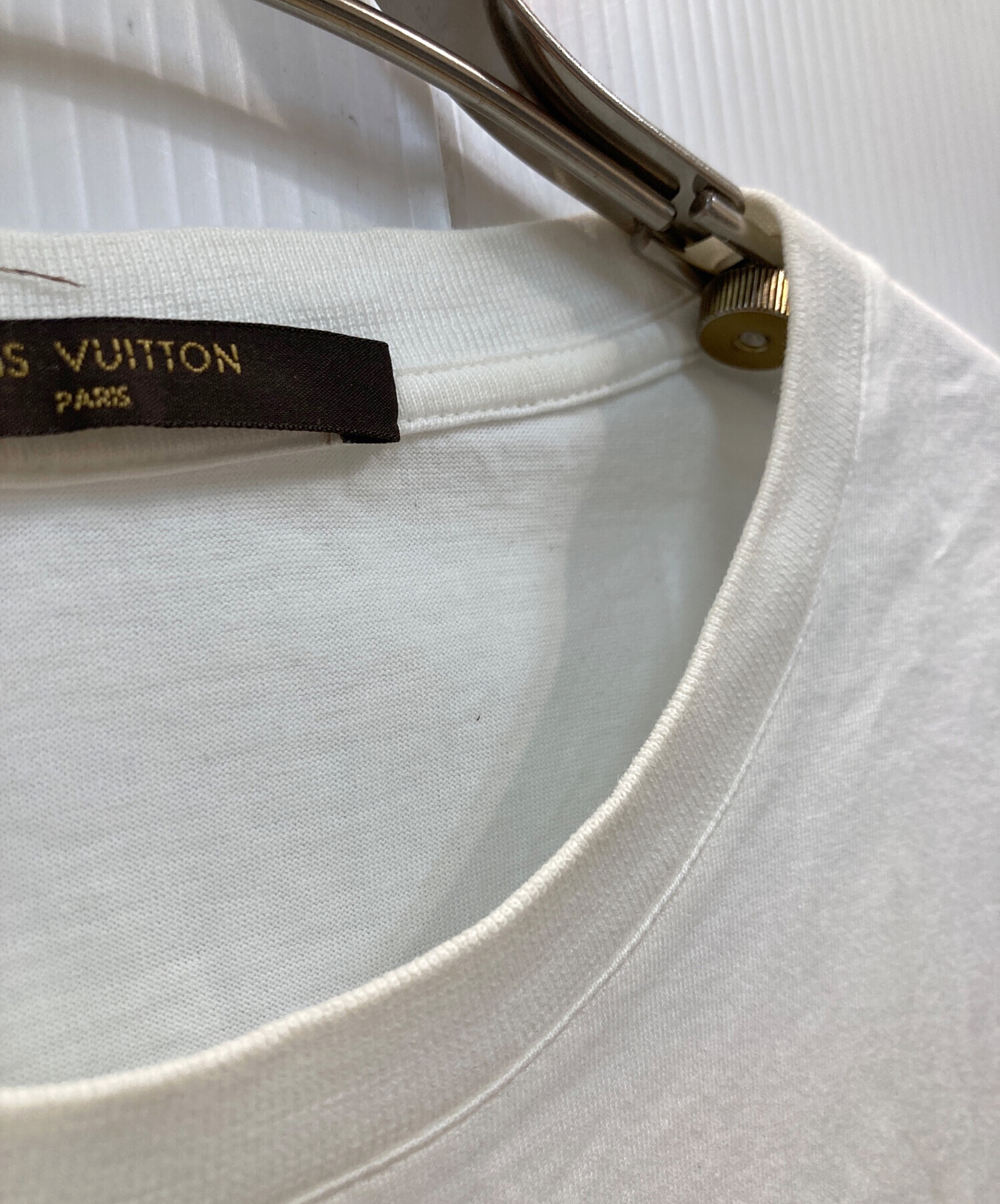 中古・古着通販】LOUIS VUITTON (ルイ ヴィトン) LV刺繍ロゴTシャツ