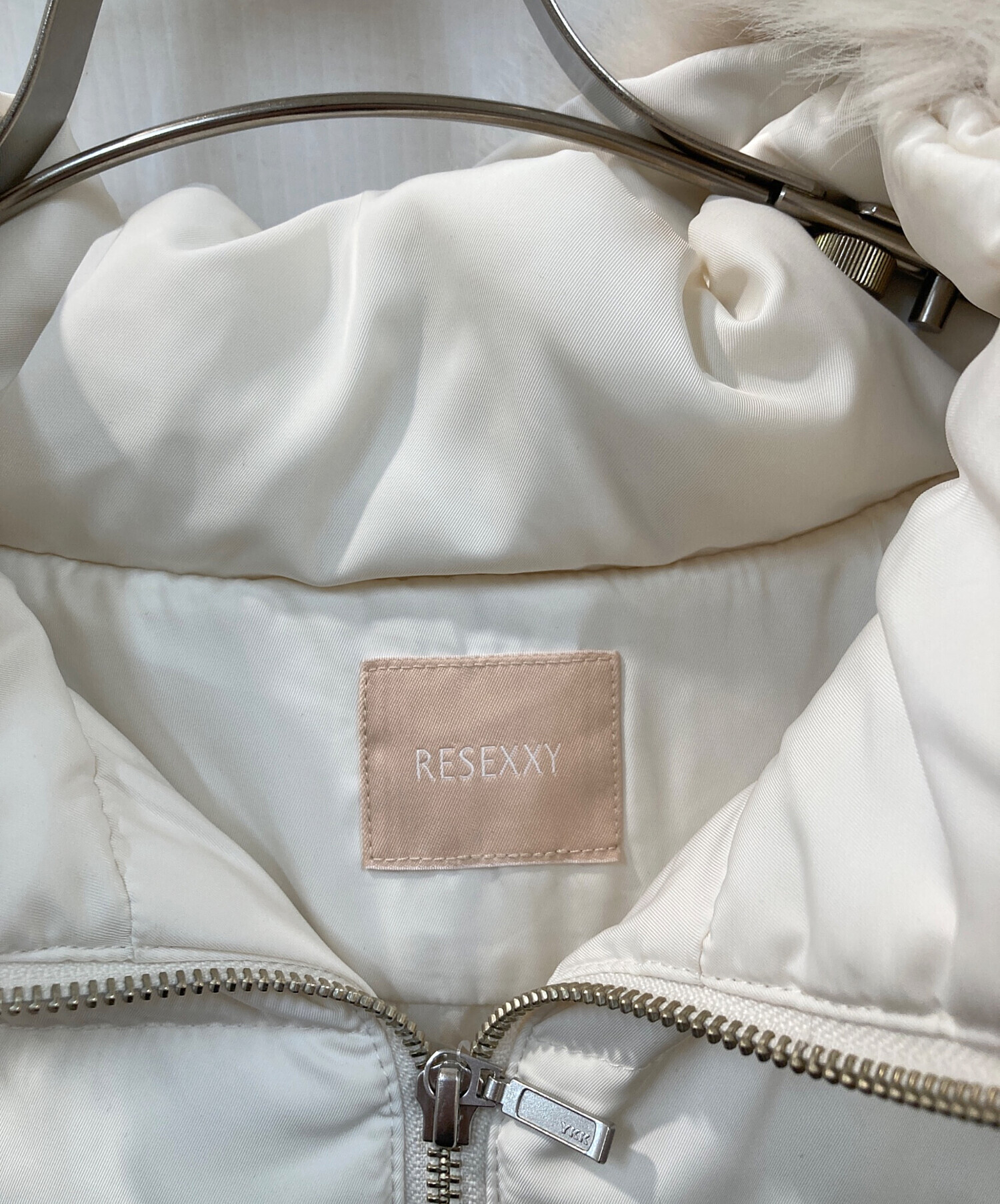 中古・古着通販】RESEXXY (リゼクシー) ダウンコート ホワイト サイズ 