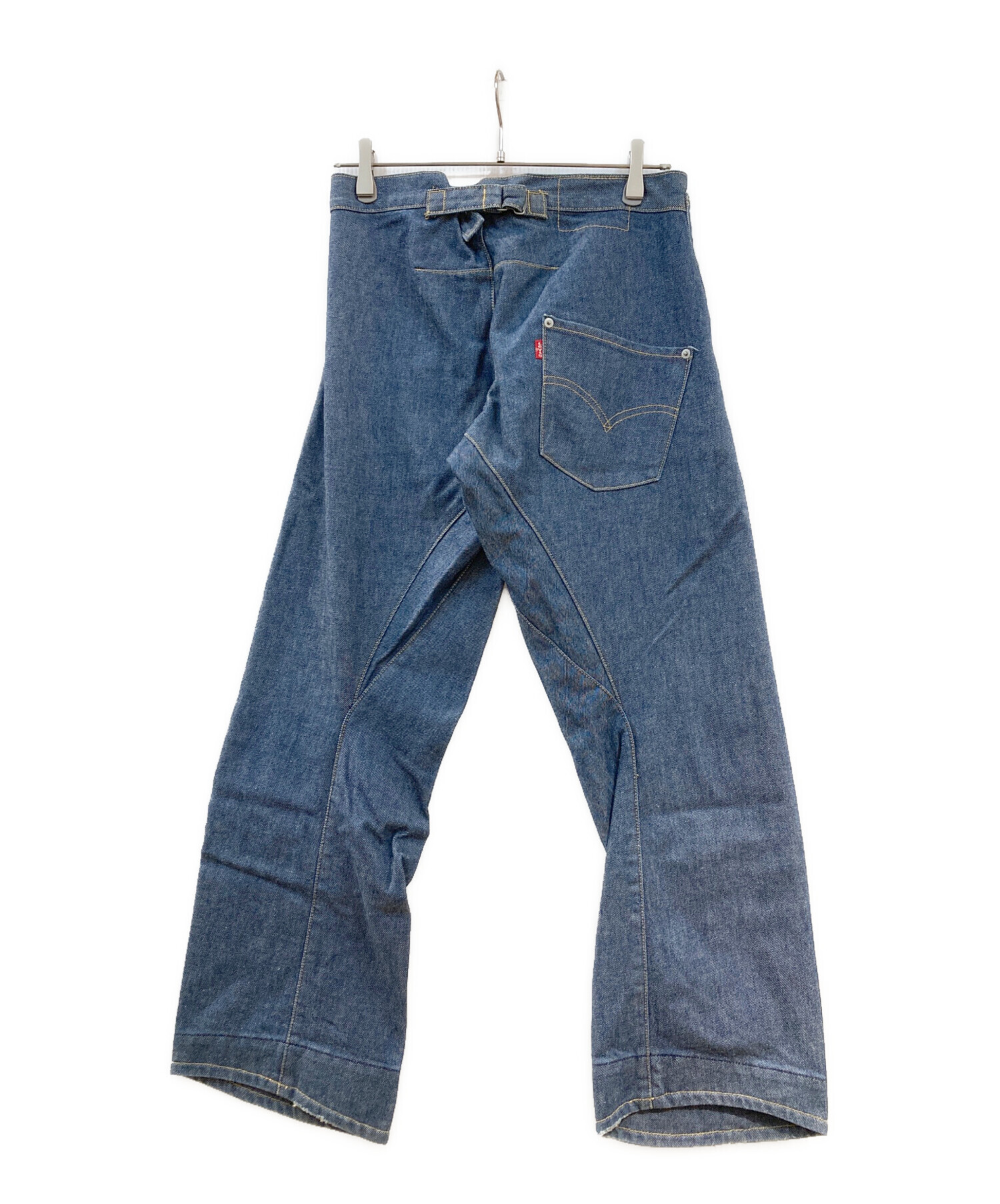 90s Levi's ENGINEERED LOOSE 立体裁断 デニムパンツ 中古・古着通販】LEVI'S (リーバイス) ENGINEERED LOOSE 立体裁断
