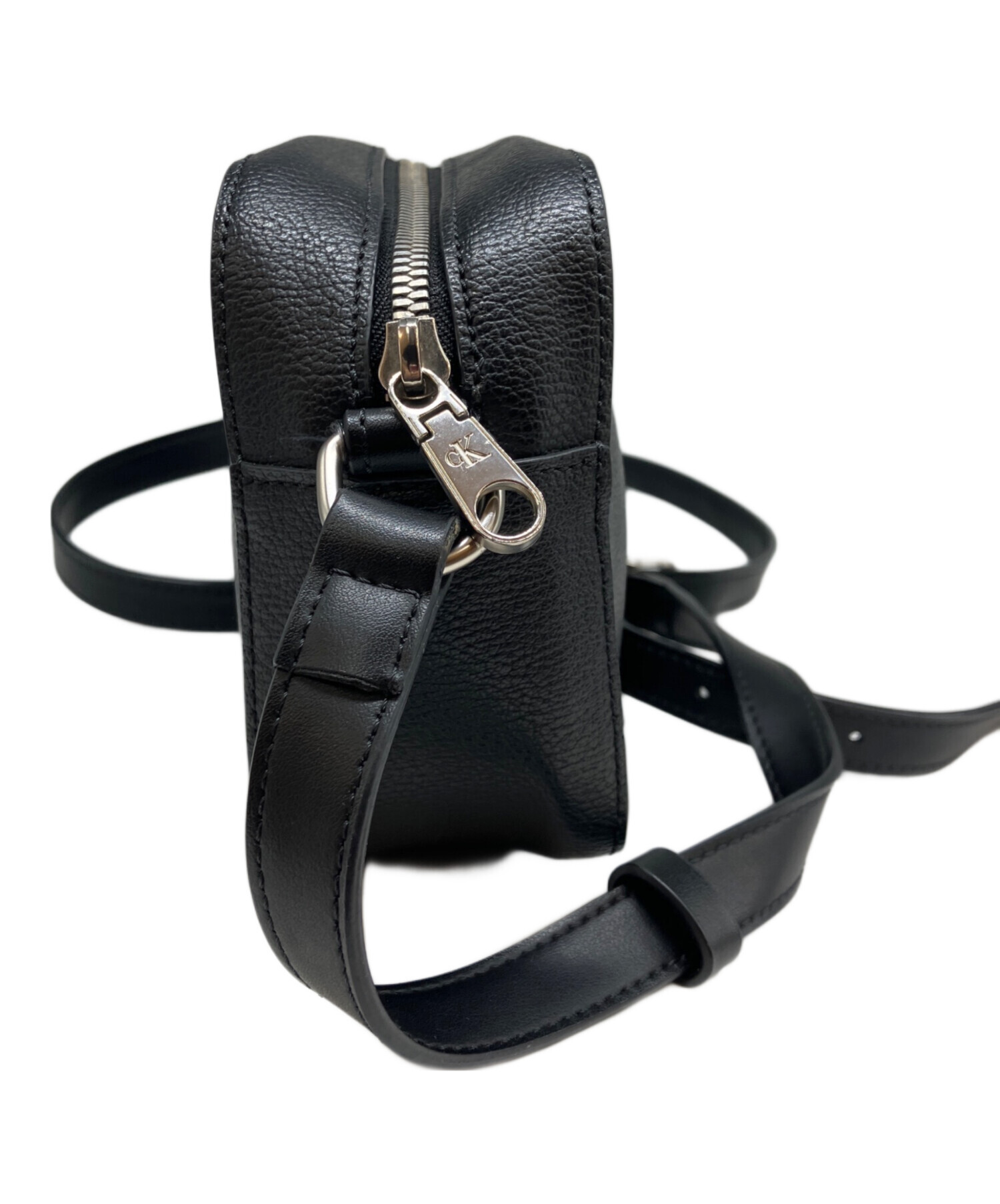 中古・古着通販】Calvin Klein (カルバンクライン) ショルダーバッグ 