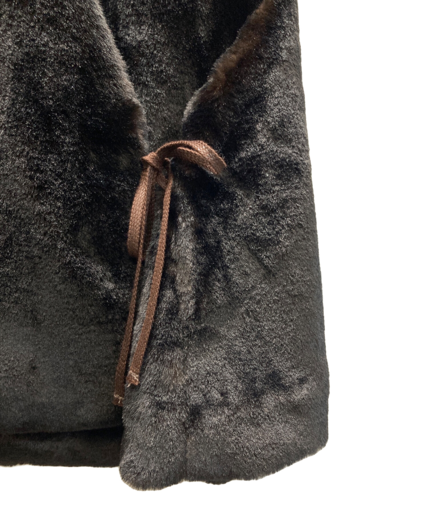 mizuiro-ind (ミズイロインド) イミテーションファーショートベスト