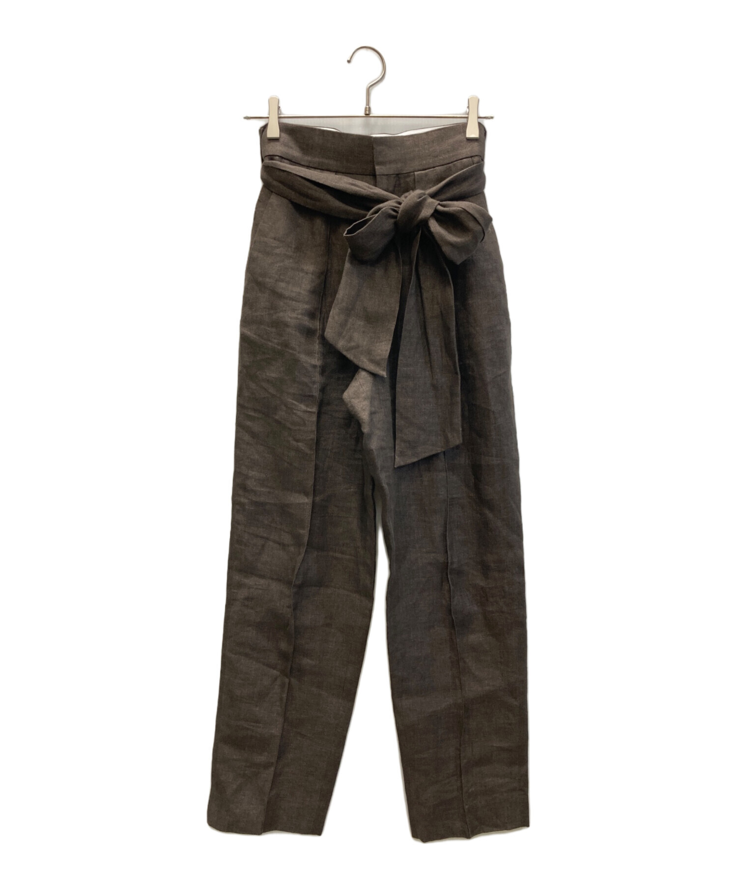 ebure ナチュラルリネンフラワー ベルテッドパンツ ¥67,100ebure 