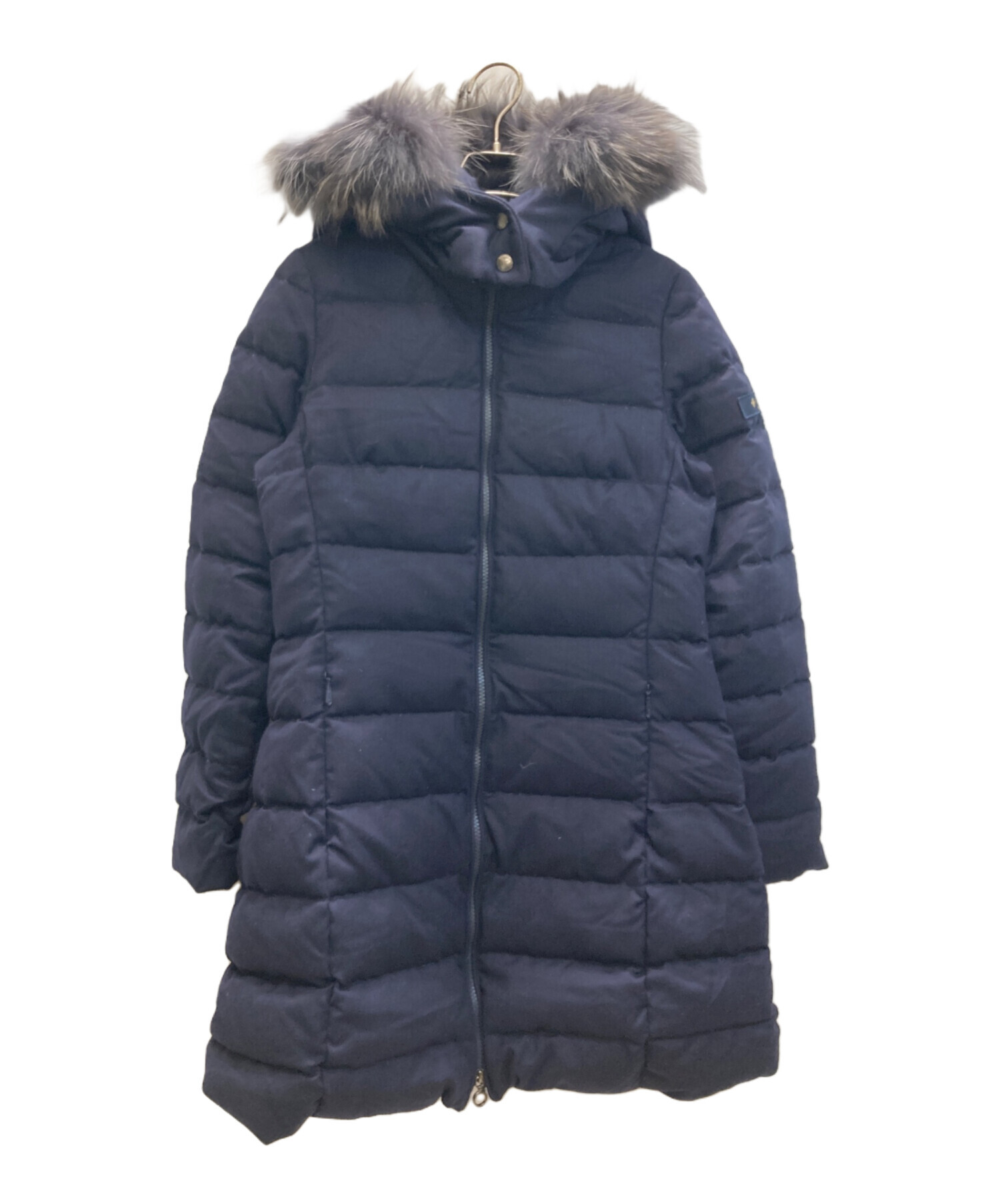 中古・古着通販】TATRAS (タトラス) LAVIANA ダウンコート 中古・古着通販】TATRAS (タトラス) LAVIANA ダウンコート