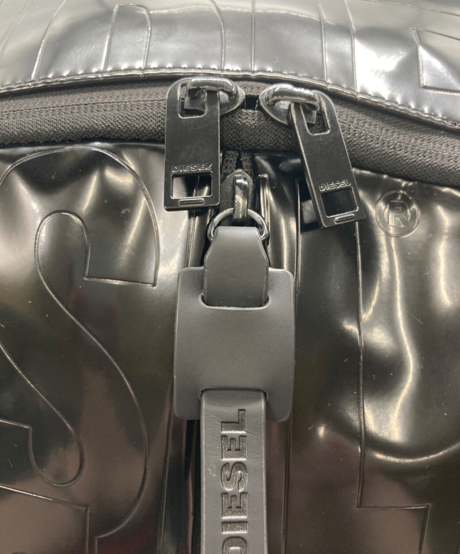 中古・古着通販】DIESEL (ディーゼル) ランダムロゴ リュック ブラック 