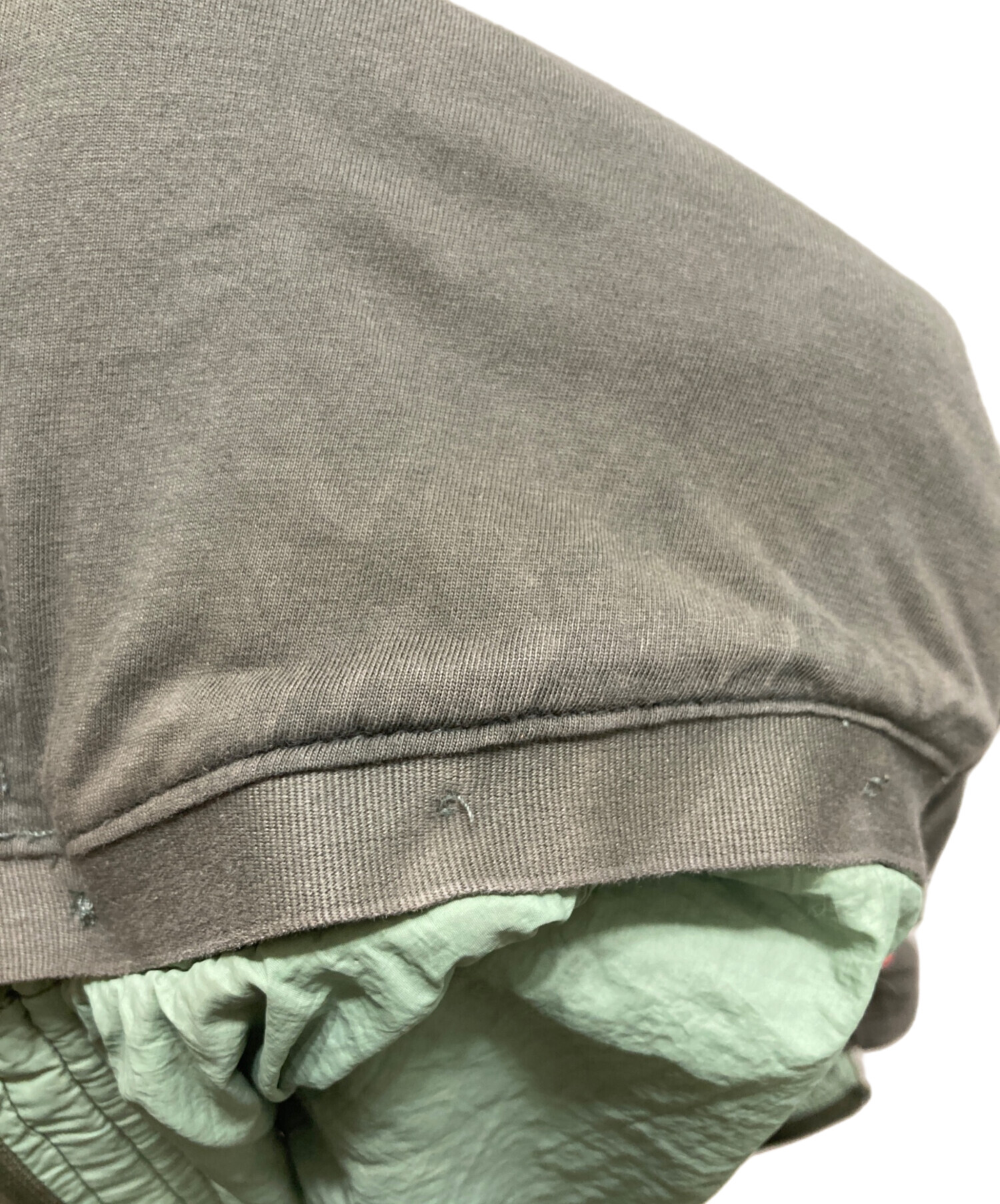 中古・古着通販】DIESEL (ディーゼル) フード付きベスト グリーン