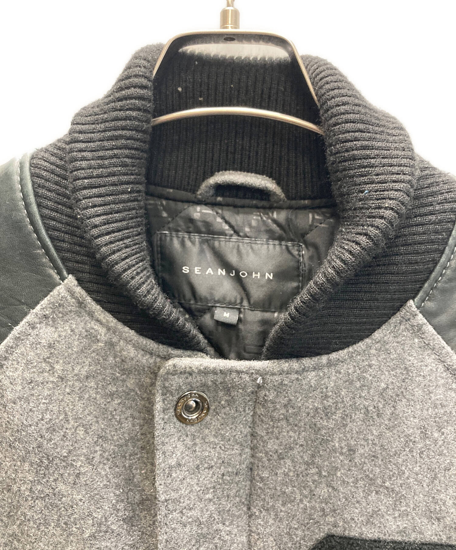 中古・古着通販】SEAN JOHN (ショーンジョン) スタジャン グレー