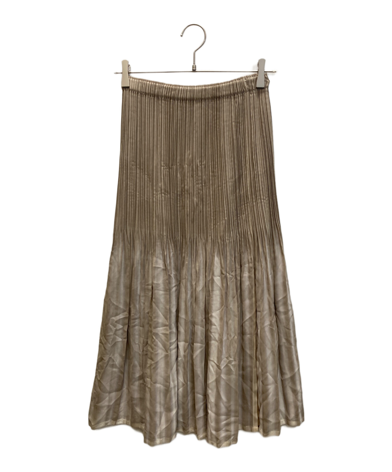 イッセイミヤケ　スカート 中古・古着通販】ISSEY MIYAKE FETE (イッセイミヤケフェット