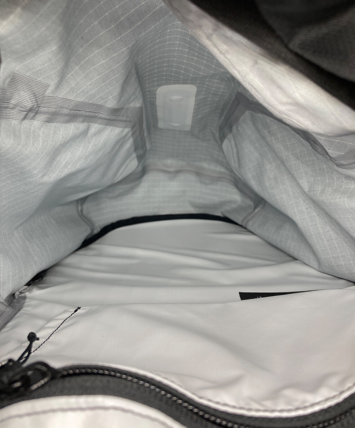 中古・古着通販】ARC'TERYX (アークテリクス) Norvan 14 Vest S トレイ