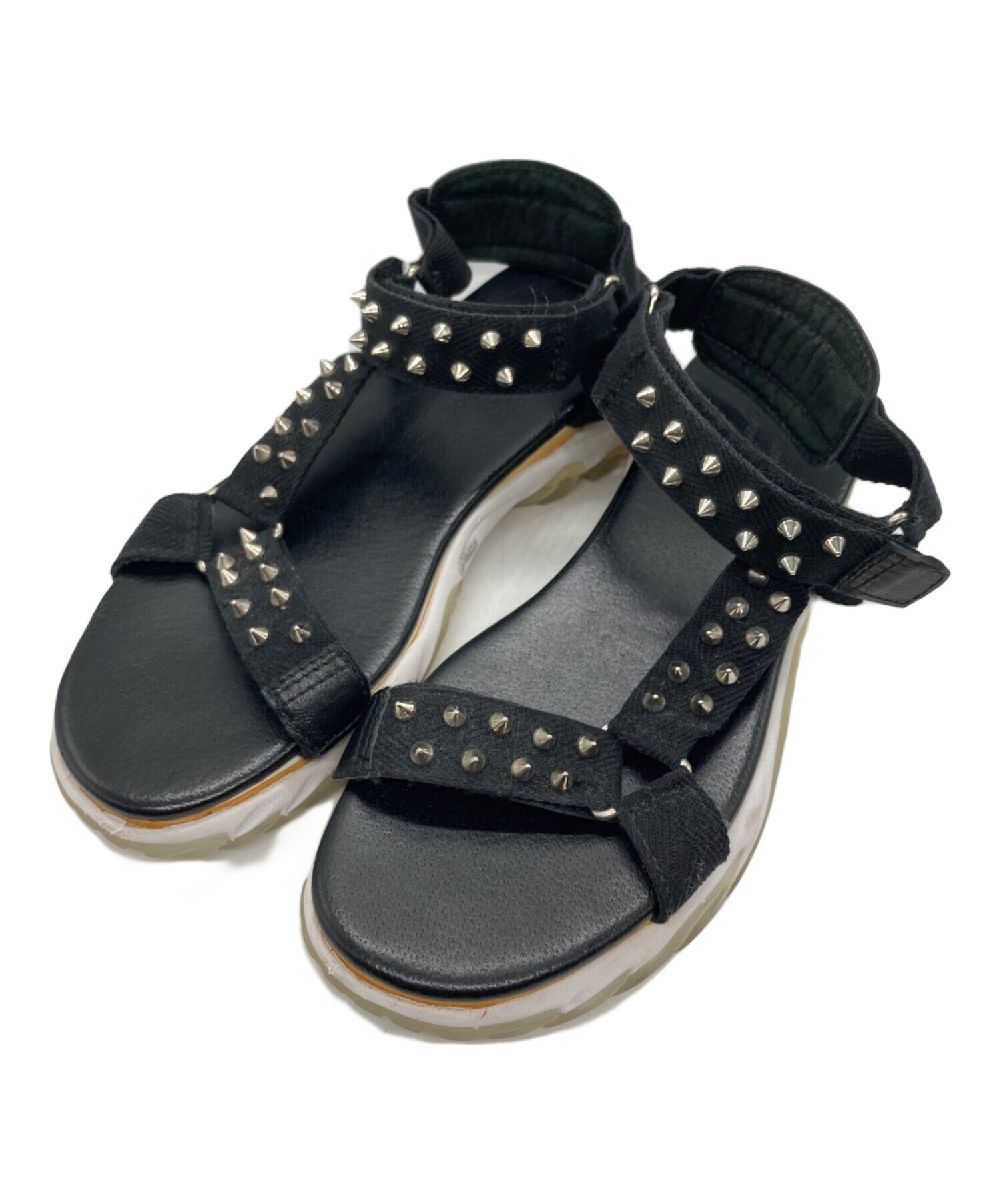 PADRONE ブラック ストラップ サンダル 中古・古着通販】PADRONE (パドローネ) スタッズストラップサンダル