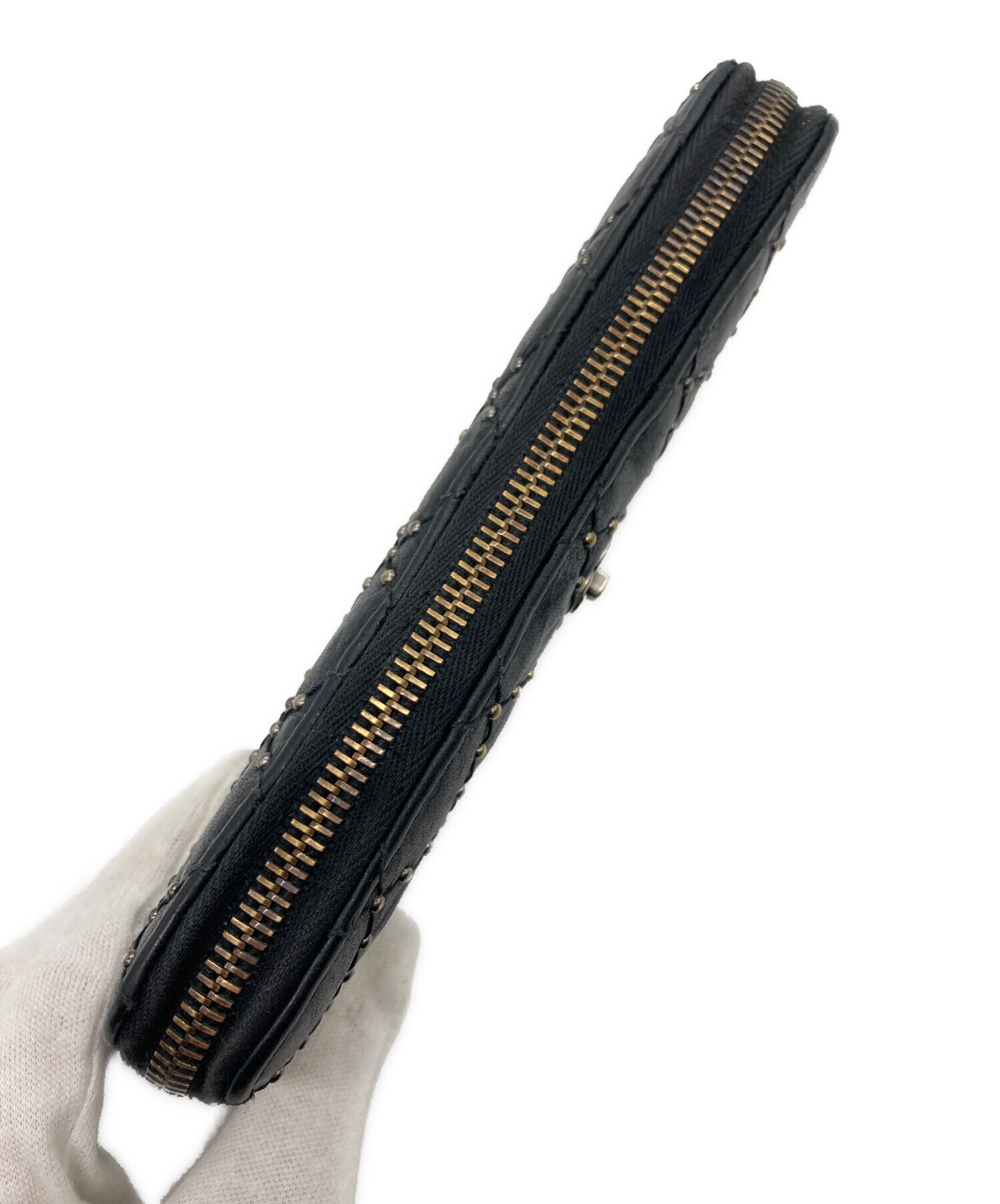 中古・古着通販】CHANEL (シャネル) スタッズラウンドファスナー
