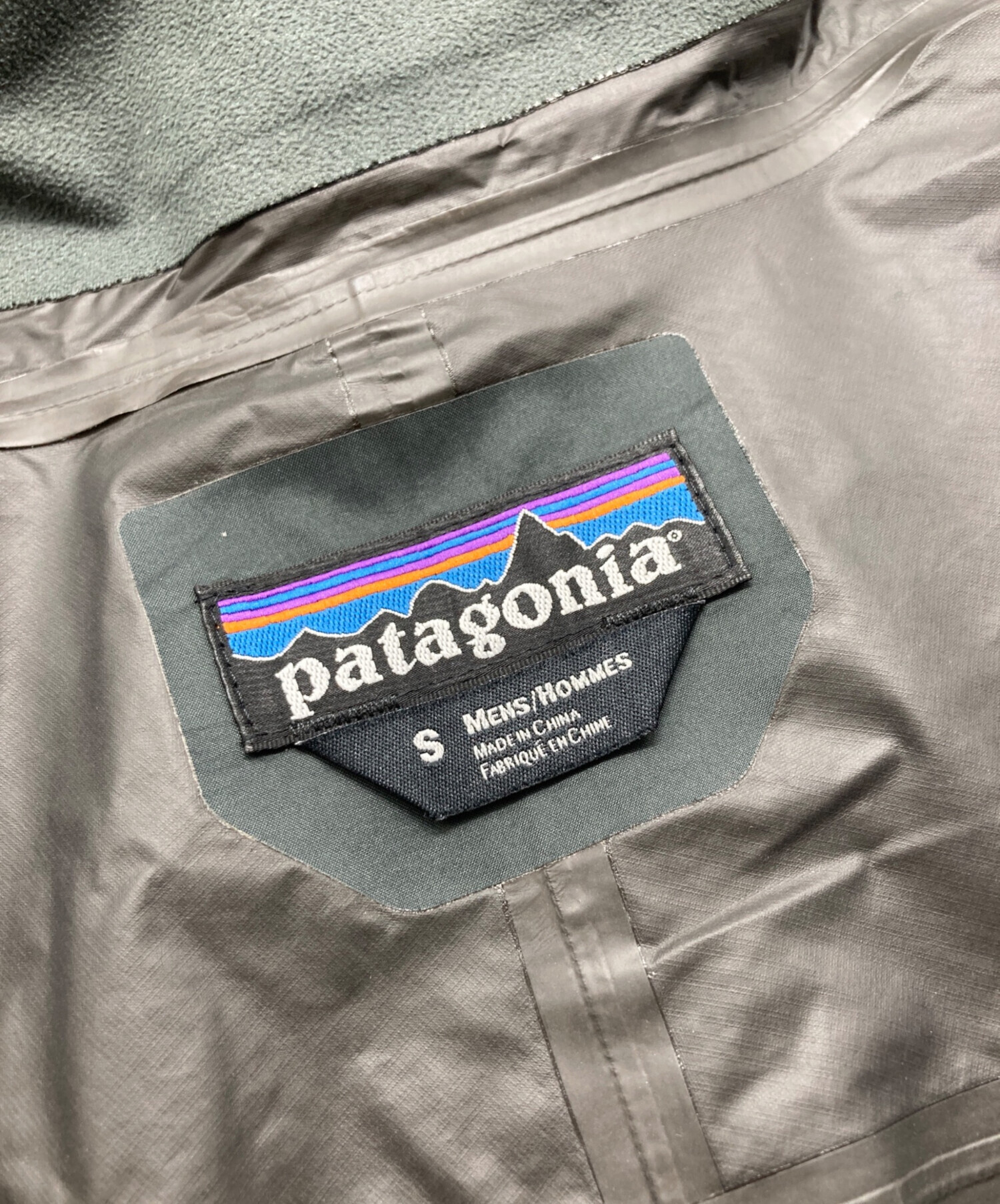 新品 パタゴニア メンズ スーパーセルジャケット Narwhal Grey 【公式