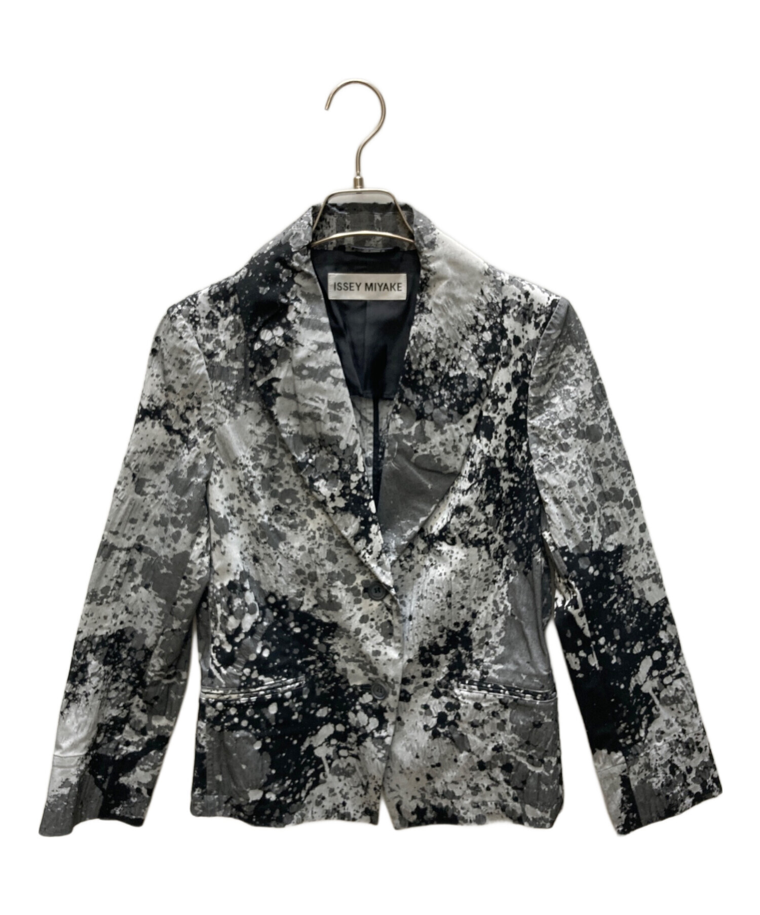 中古・古着通販】ISSEY MIYAKE (イッセイミヤケ) 立体模様
