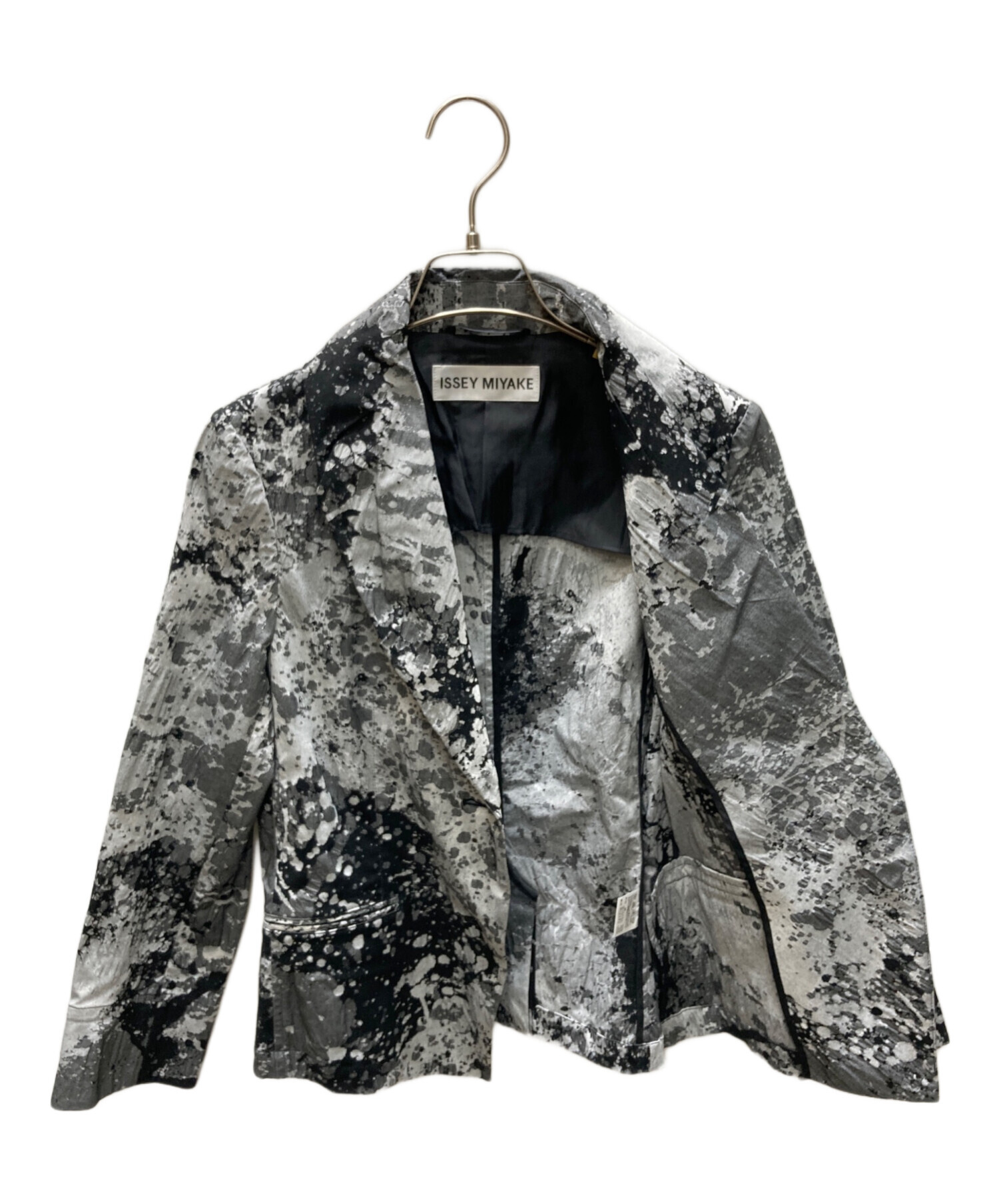 中古・古着通販】ISSEY MIYAKE (イッセイミヤケ) 立体模様