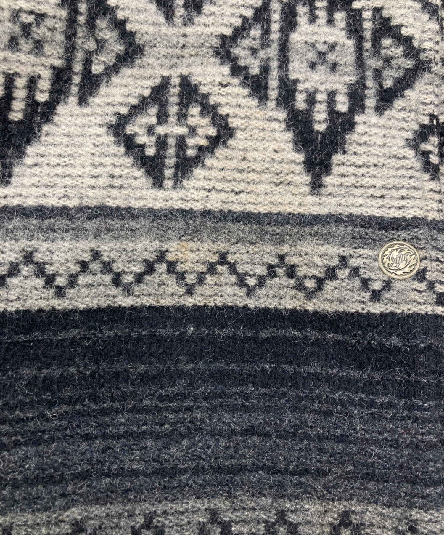 中古・古着通販】WOOLRICH (ウールリッチ) 襟レザーネイティブ柄