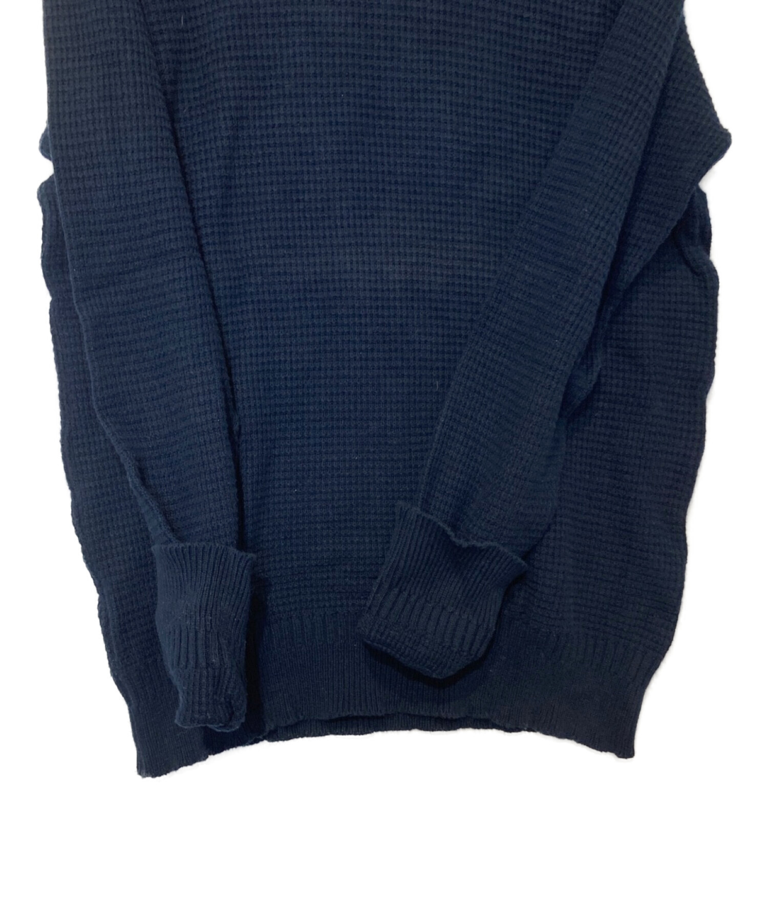 中古・古着通販】yashiki (ヤシキ) ニット ネイビー サイズ:3 中古・古着通販】yashiki (ヤシキ) ニット ネイビー サイズ:3