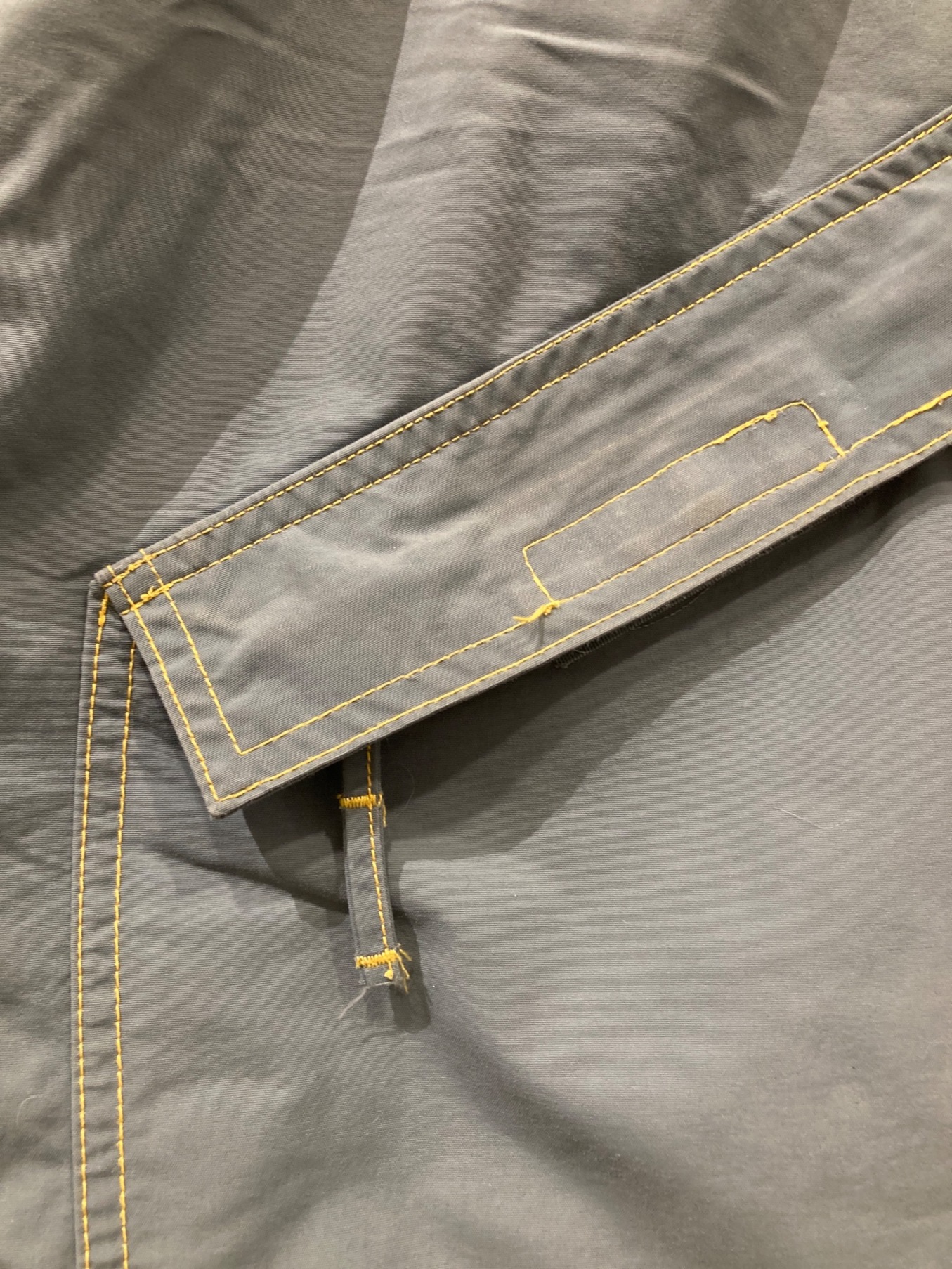 adidas ベスト 金黒 00′s Y2K ビンテージ ファー レディース L 中古・古着通販】adidas (アディダス) ジップベスト イエロー×カーキ