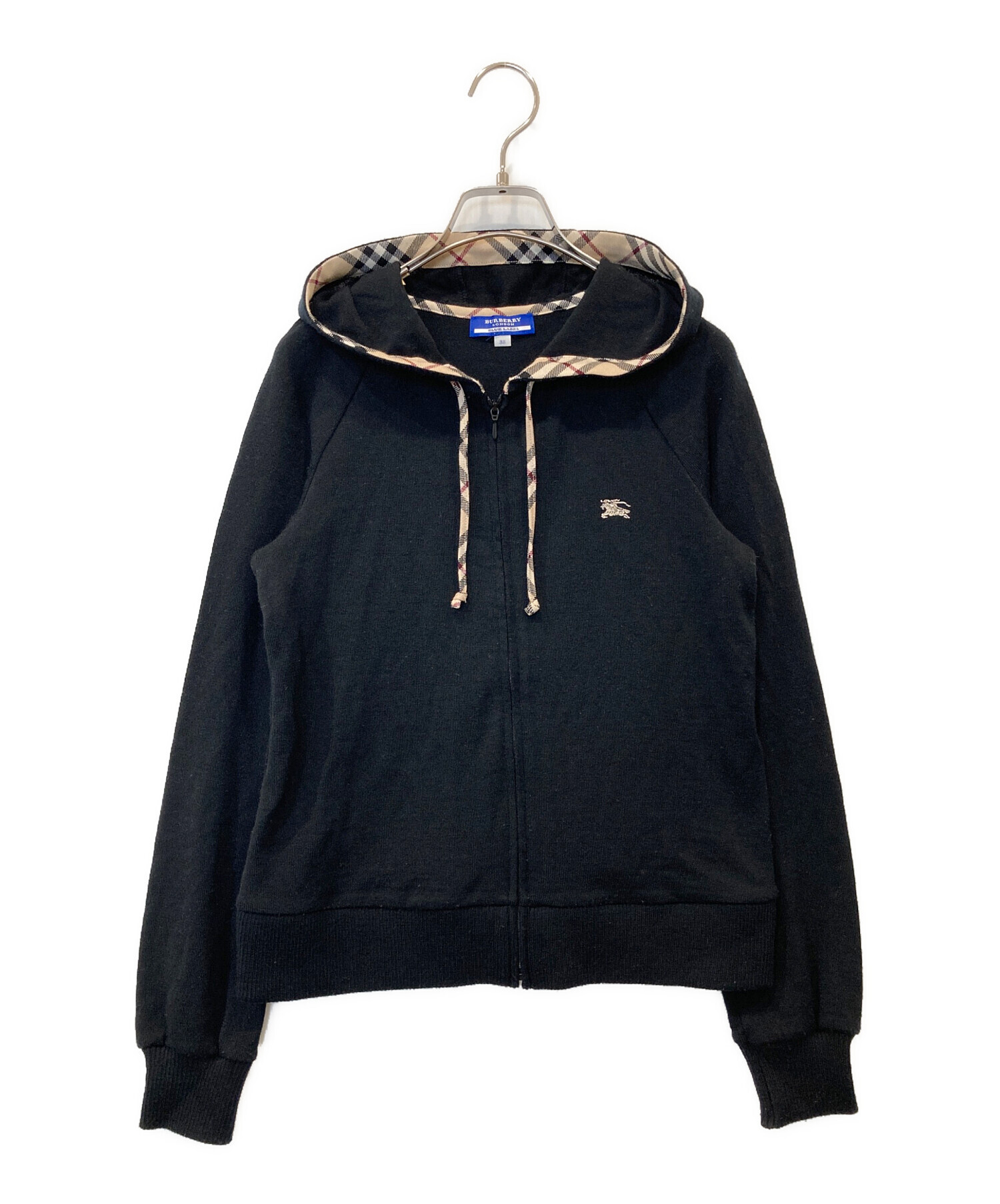 バーバリーブルーレーベル ⭐︎ネイビー パーカー 38サイズ新品タグつき バーバリーブルーレーベル ⭐︎ネイビー パーカー 38サイズ新品タグ