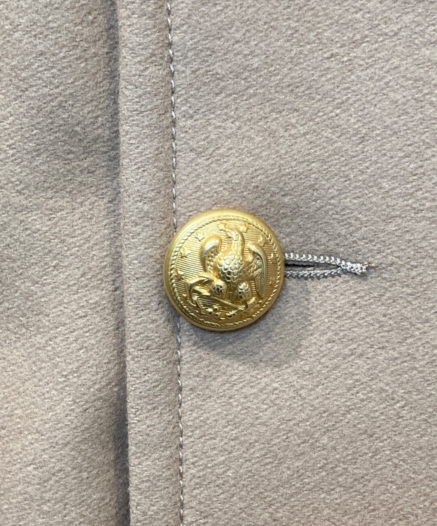 TAGLIATORE（タリアトーレ） ベージュ トレンチコート　48 タリアトーレ ベージュのトレンチコート サイズ48 タリアトーレ