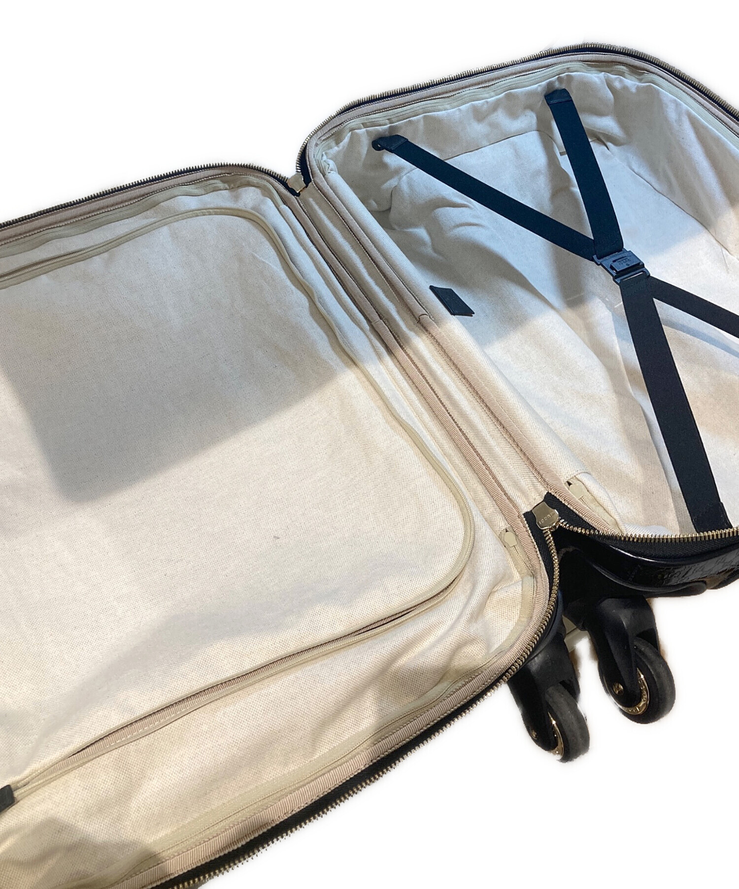 中古・古着通販】GUCCI (グッチ) マイクログッチシマ エナメルキャリー