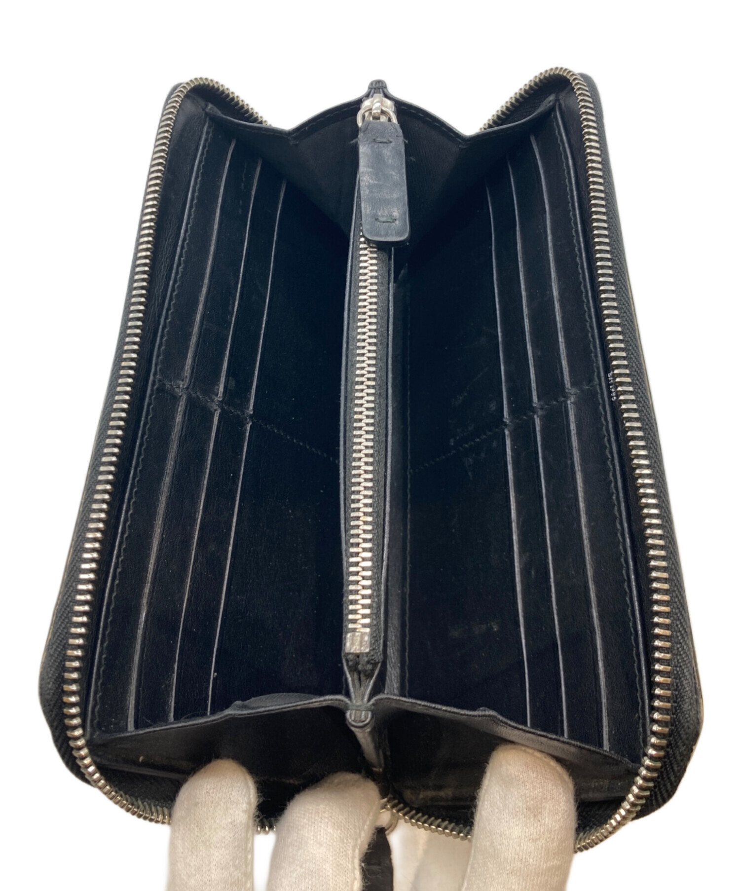 中古・古着通販】JIMMY CHOO (ジミーチュウ) スターエンボスラウンド