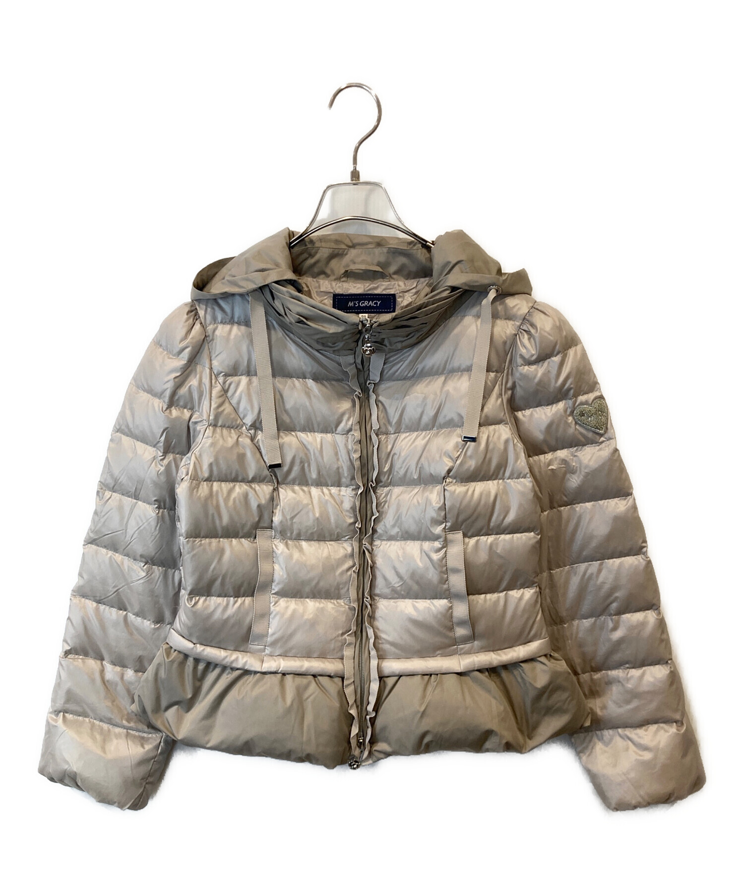 【新品タグ付】M's gracy エムズグレイシー　ジャケット　フェイク革 美品 エムズグレイシー フェイクレザージャケット ノーカラー フリル