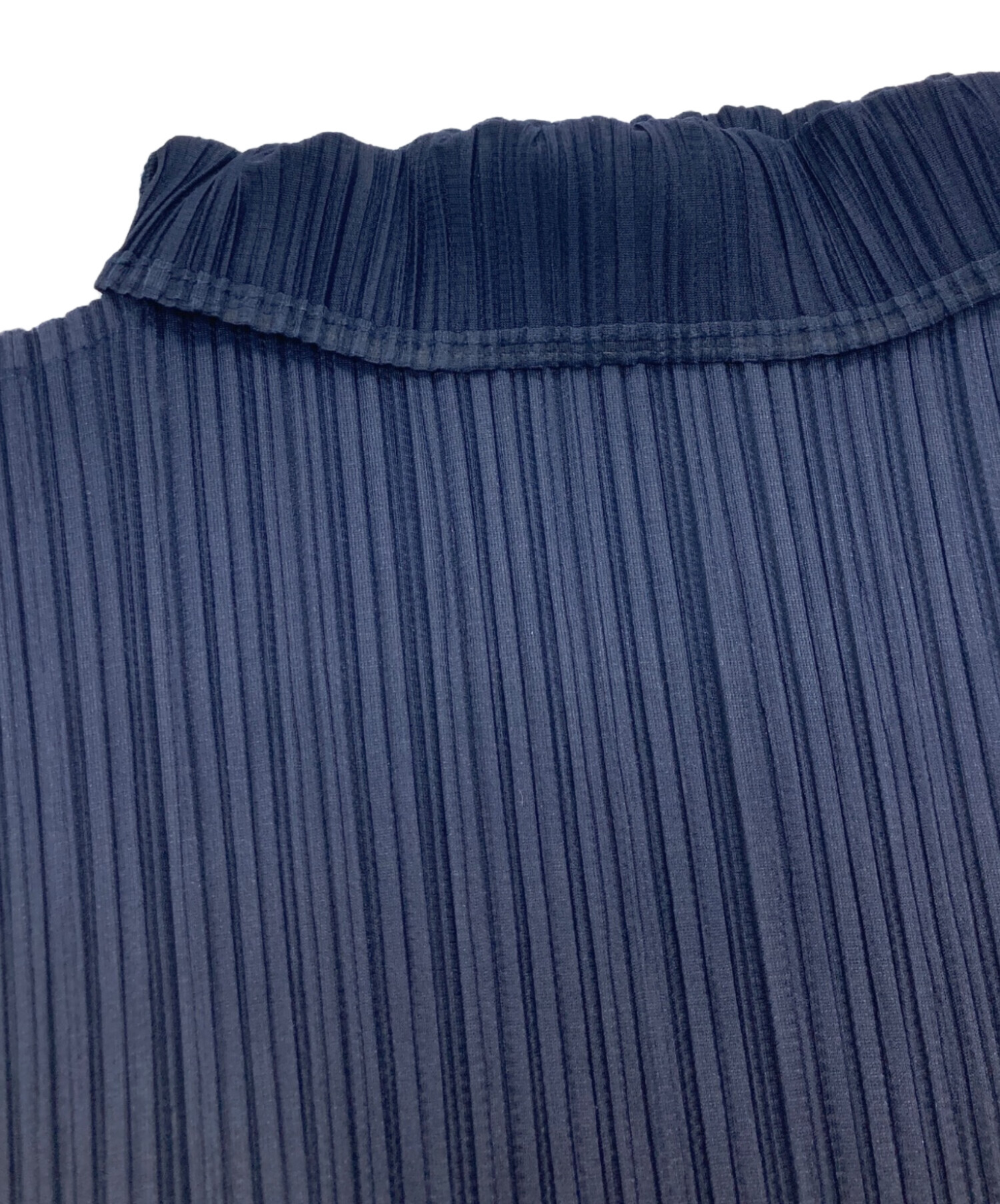 中古・古着通販】ISSEY MIYAKE (イッセイミヤケ) プリーツカットソー
