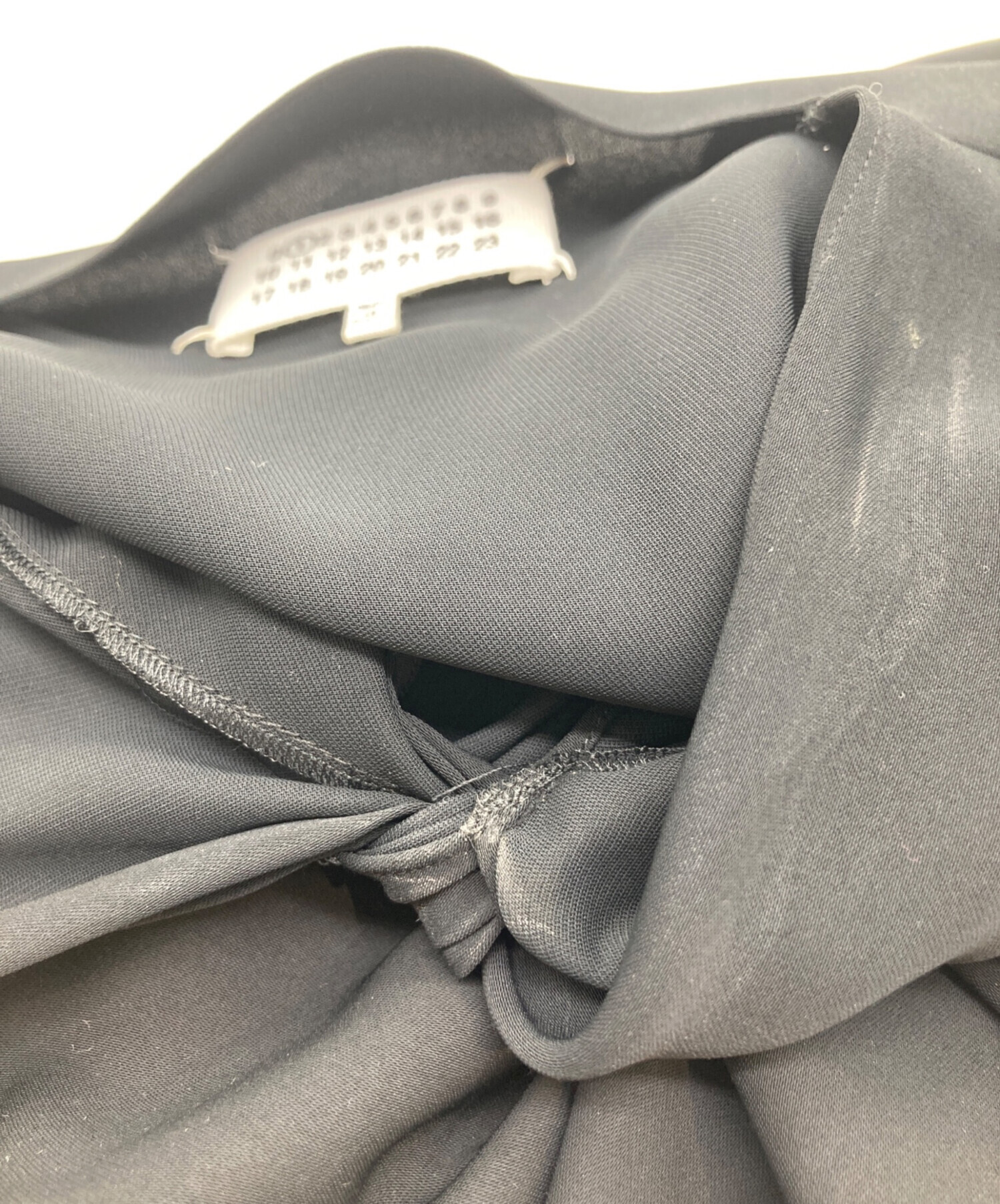 未使用 Maison Margiela メゾンマルジェラ カットオフ ノースリーブ コート ベスト 40 ネイビー レディース 古着 中古 USED 中古・古着通販】Maison Margiela (メゾンマルジェラ) カットアウト