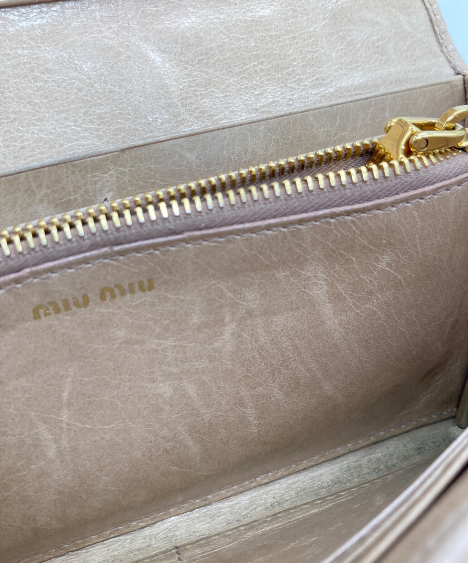中古・古着通販】MIU MIU (ミュウミュウ) マテラッセ長財布 245