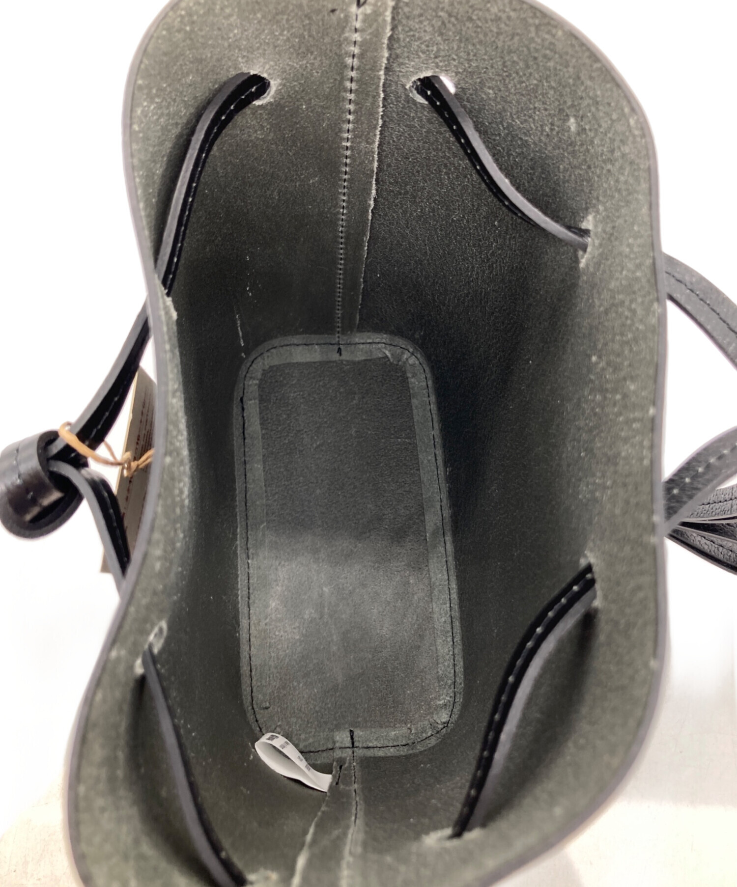 中古・古着通販】無印良品 (ムジルシリョウヒン) ヌメ革巾着 ブラック 
