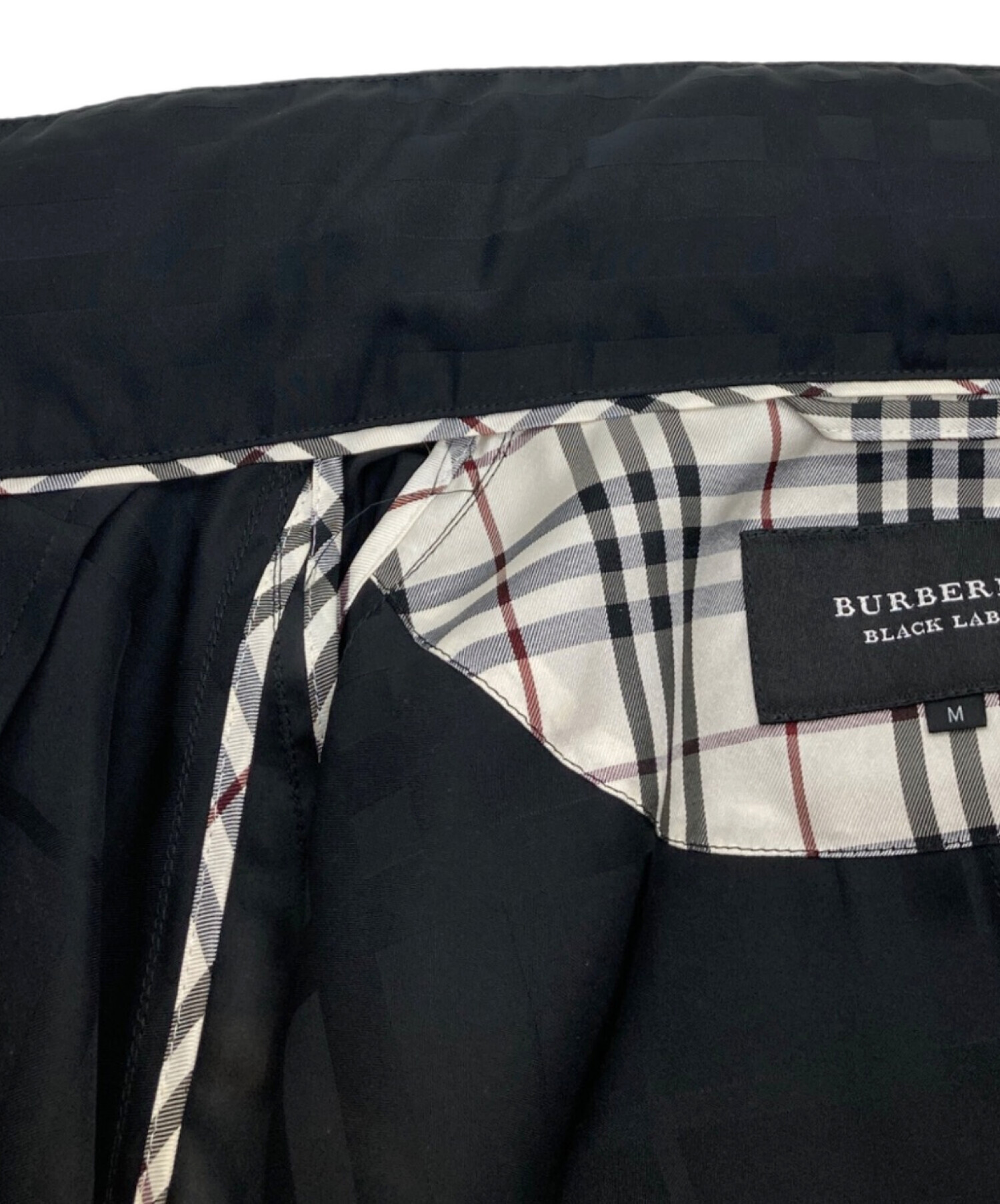 【新品同様】BURBERRY BLACK LABEL ブルゾン ノバチェック 黒 BURBERRYブラックレーベル ダウンジャケット ノバチェック