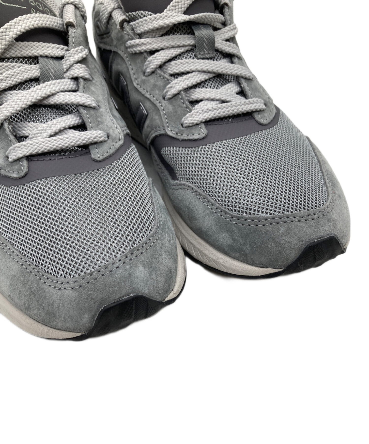 美品 NEWBALANCE ニューバランス ゴルフウェア フード付 グレー 古着 中古・古着通販】NEW BALANCE (ニューバランス) MW880CA6 グレー