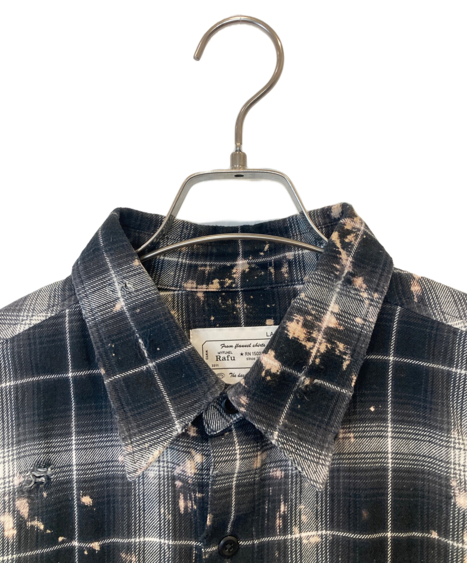 中古・古着通販】RAFU (ラフ) Bleached & Damaged shirt（漂白された