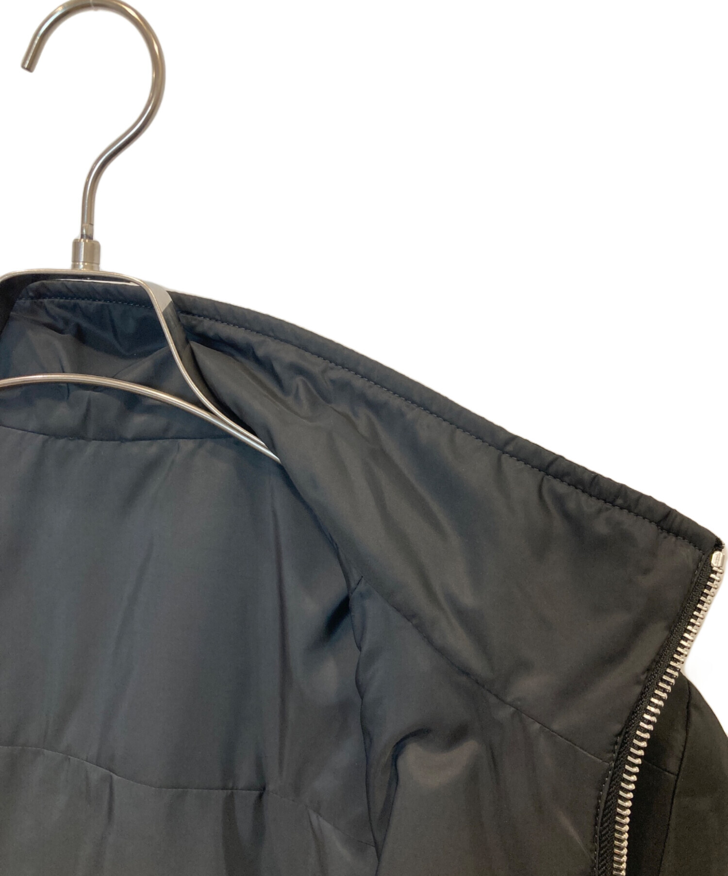 中古・古着通販】PRADA (プラダ) 三角プレートナイロンリバーシブル