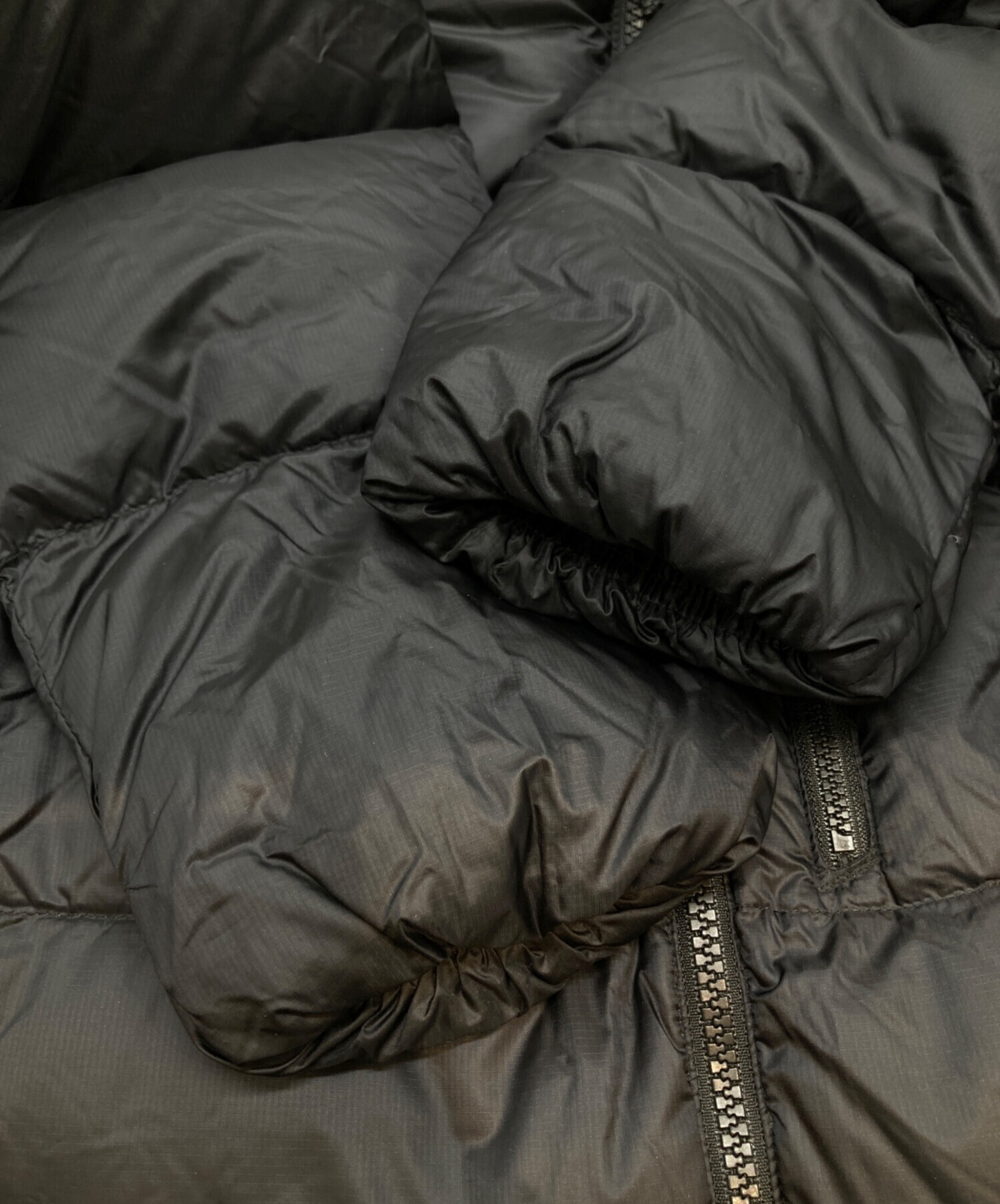 Patagonia 黒 ダブルトップ M 希少 中古・古着通販】Patagonia (パタゴニア) FITZ ROY DOWN HOODY 85505