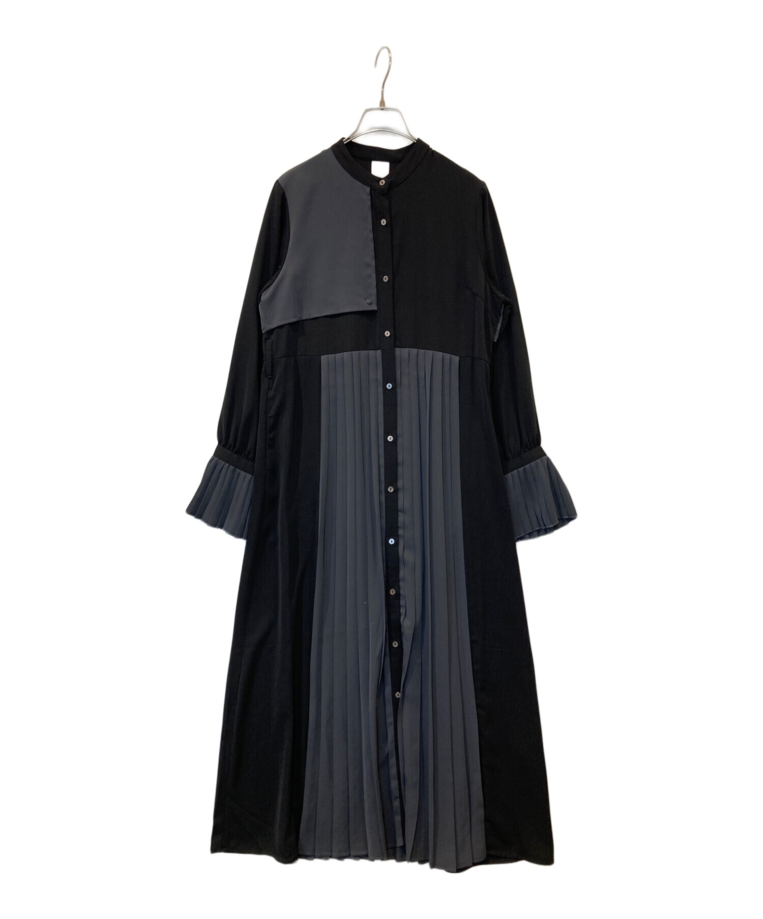 中古・古着通販】HARE (ハレ) アシンメトリー配色プリーツワンピース