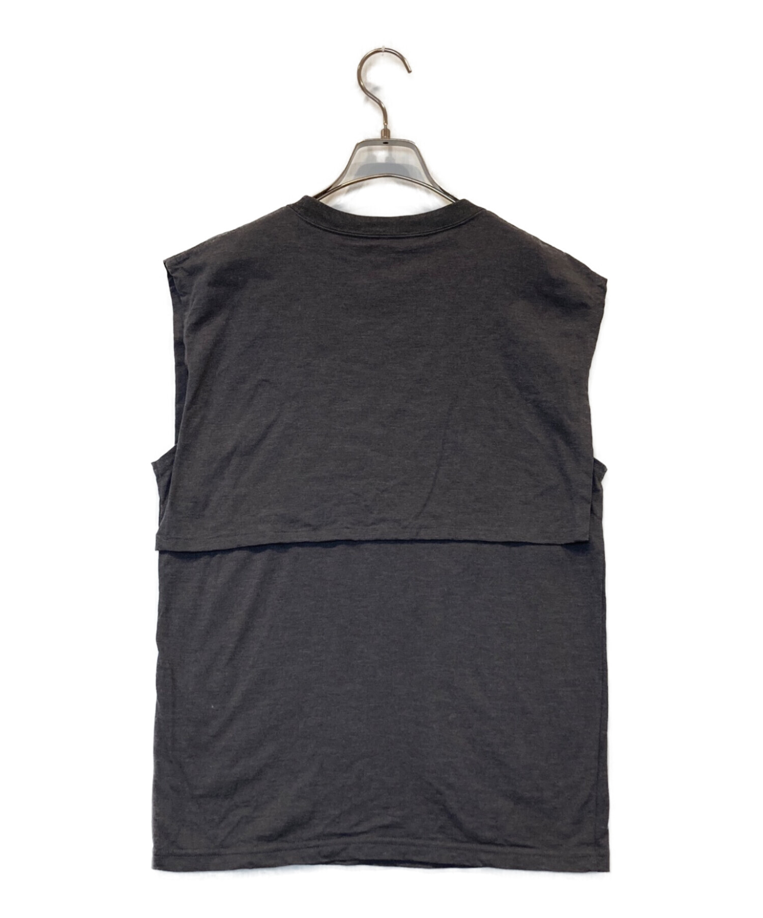 HYKE ハイク グレー ノースリーブ カットソー CORDURA 中古・古着通販】HYKE (ハイク) ノースリーブカットソー グレー サイズ