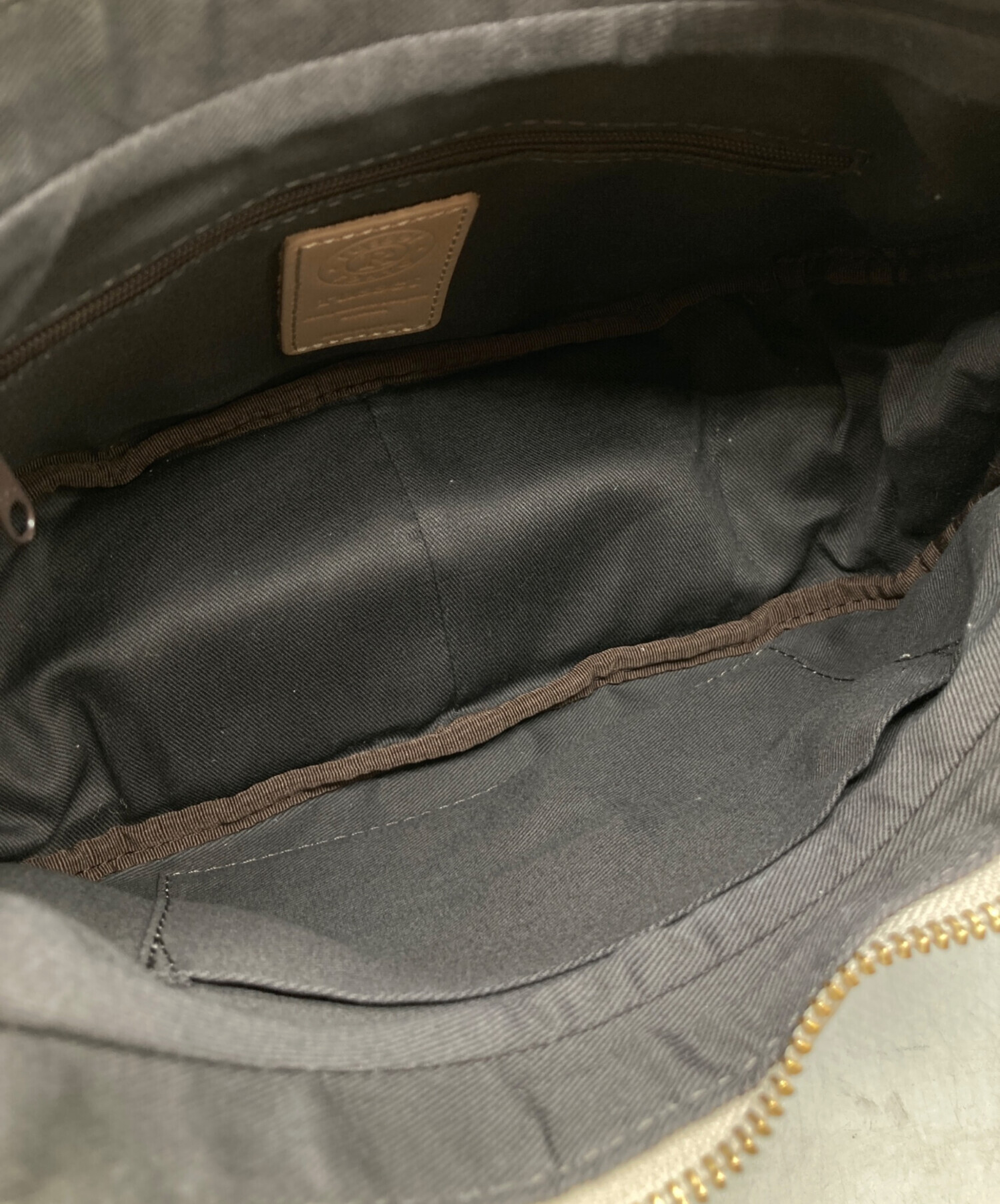 中古・古着通販】russet (ラシット) ハーフムーンワンショルダーバッグ 