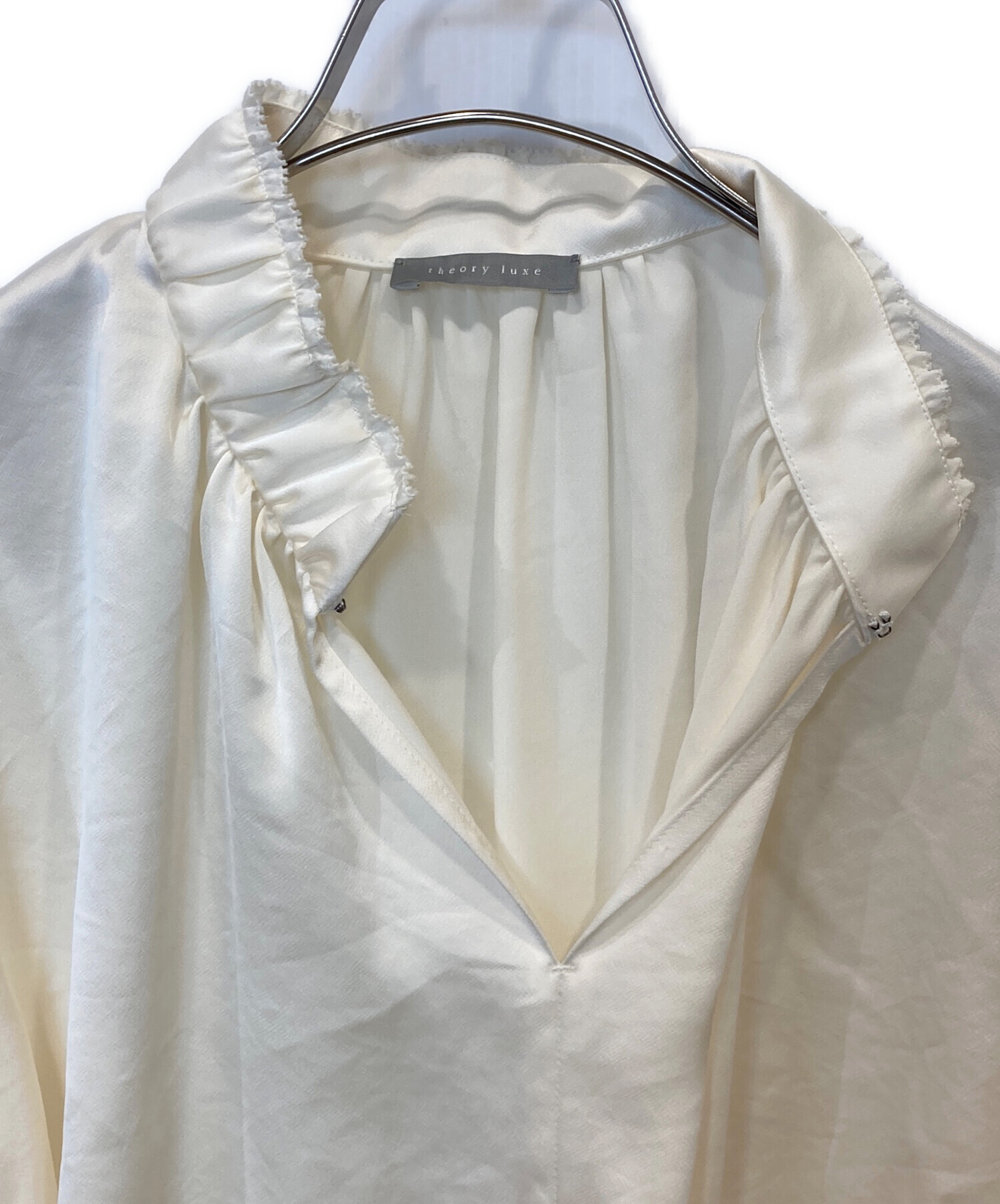 中古・古着通販】theory luxe (セオリーリュクス) デザインネック