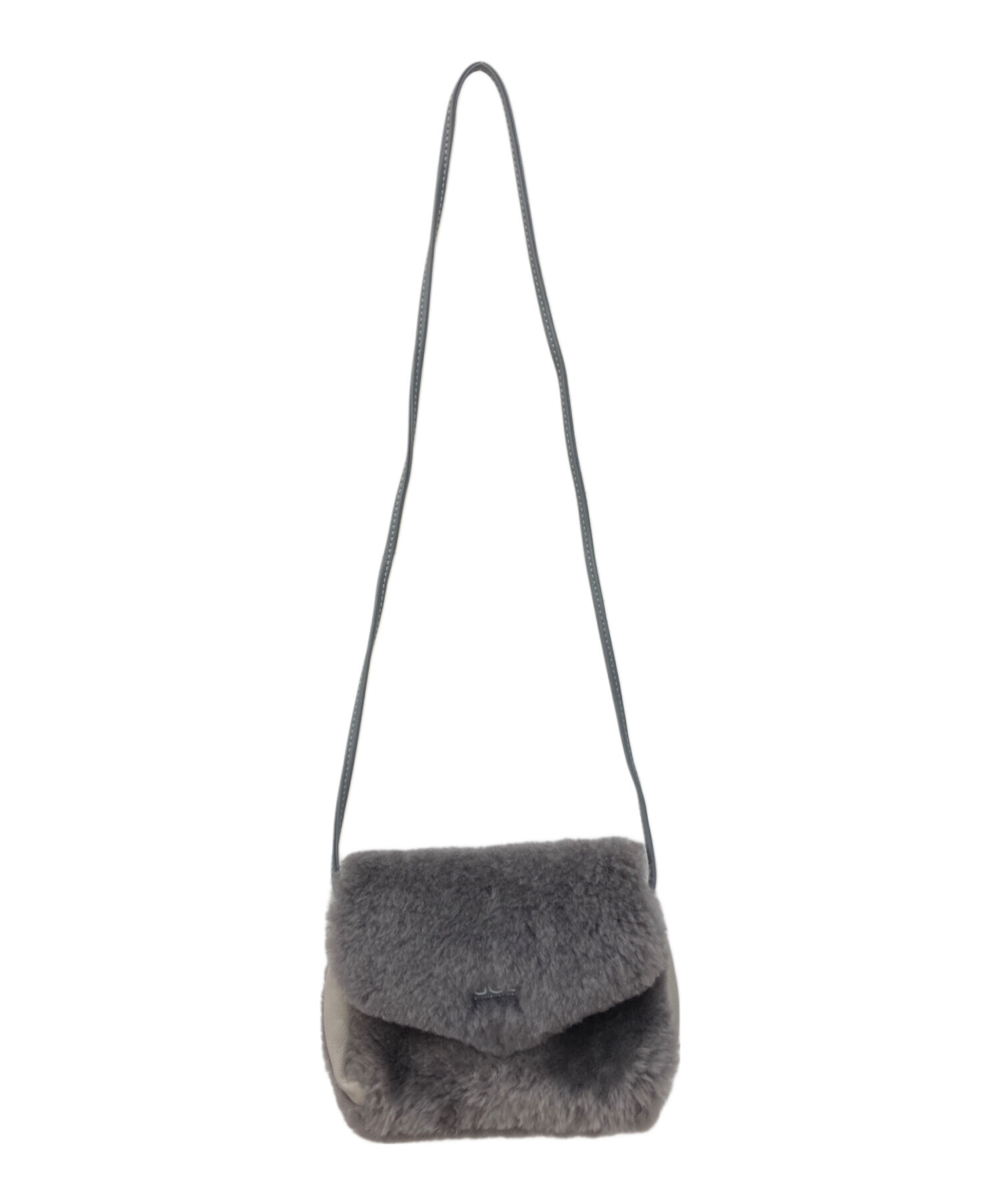 中古・古着通販】UGG (アグ) ショルダーバッグ グレー｜ブランド・古着 
