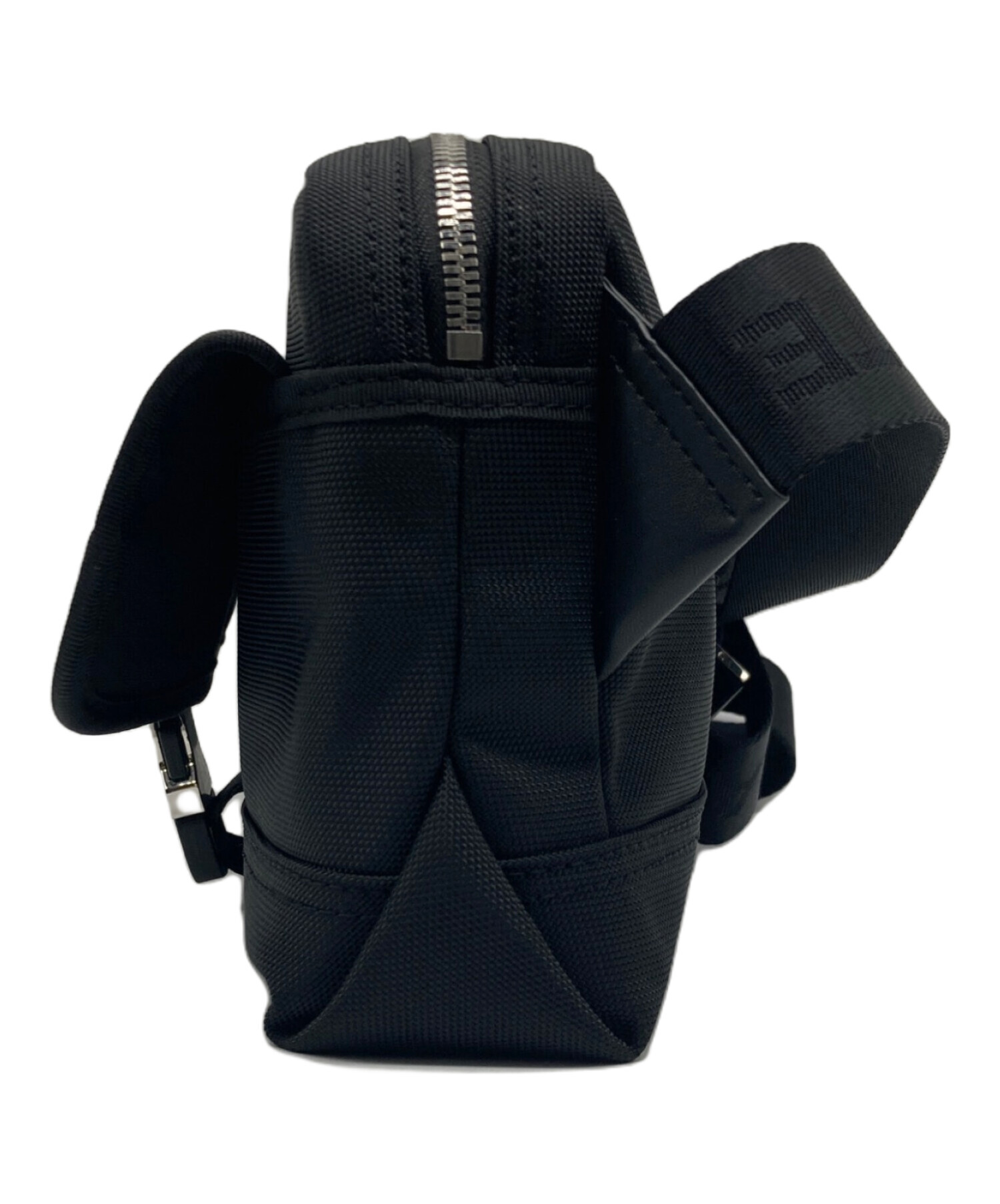 中古・古着通販】LACOSTE (ラコステ) ショルダーロゴバッグ ブラック