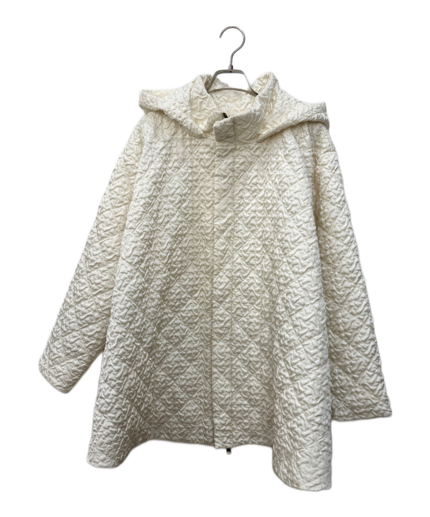 美品♡カロリナグレイサー Aライン キルティングコート オーバーサイズ F 白色 中古・古着通販】CAROLINA GLASER (カロリナ グレイサー) Aライン