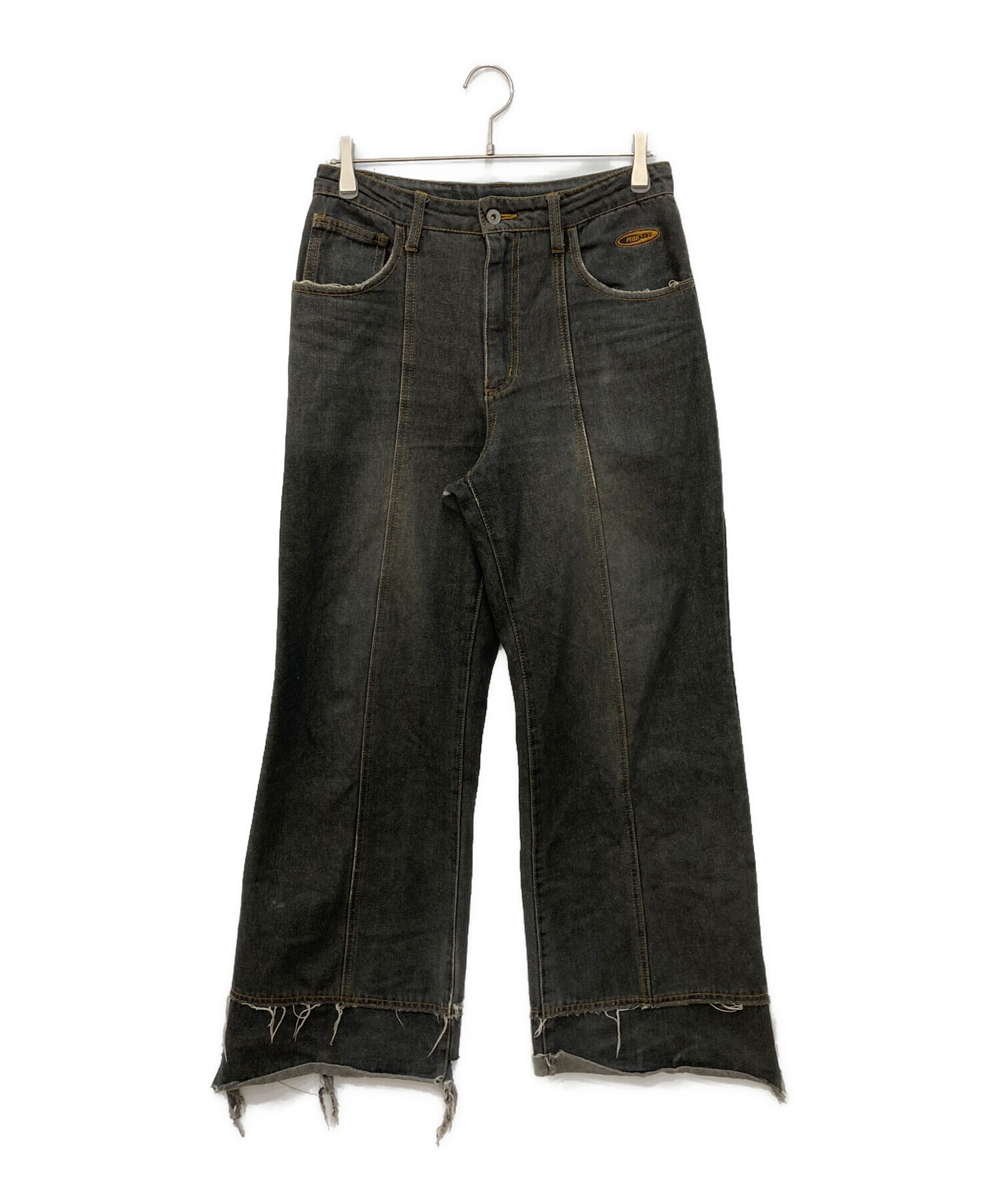 Perushu デニムパンツ(中古・古着通販】Perushu (ペルーシュ Perushu デニムパンツ(中古・古着通販】Perushu (ペルーシュ