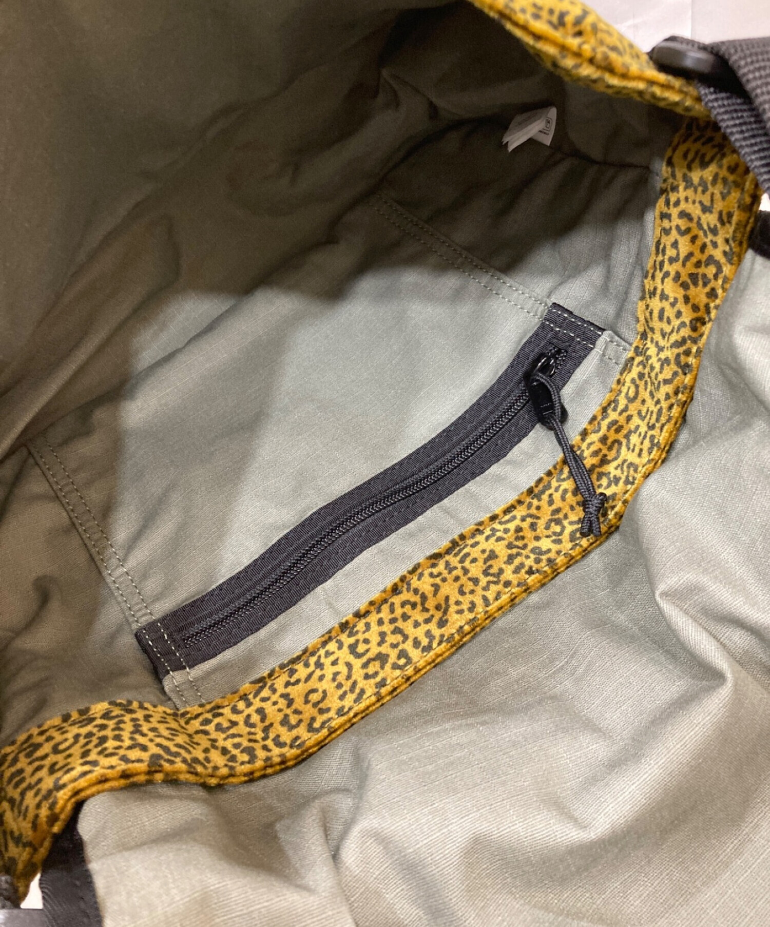 中古・古着通販】Supreme (シュプリーム) Velvet Small Messenger Bag