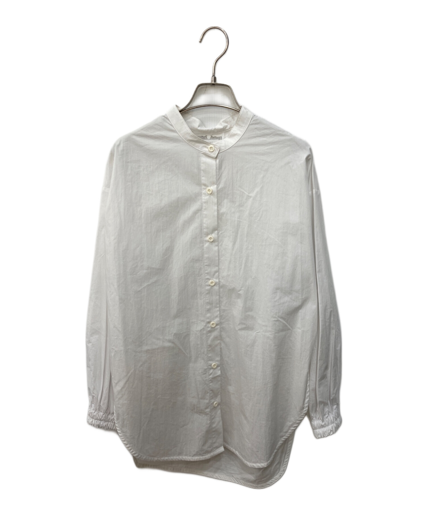 BEARDSLEY ホワイト 長袖シャツ 中古・古着通販】BEARDSLEY (ビアズリー) バンドカラーシャツ ホワイト