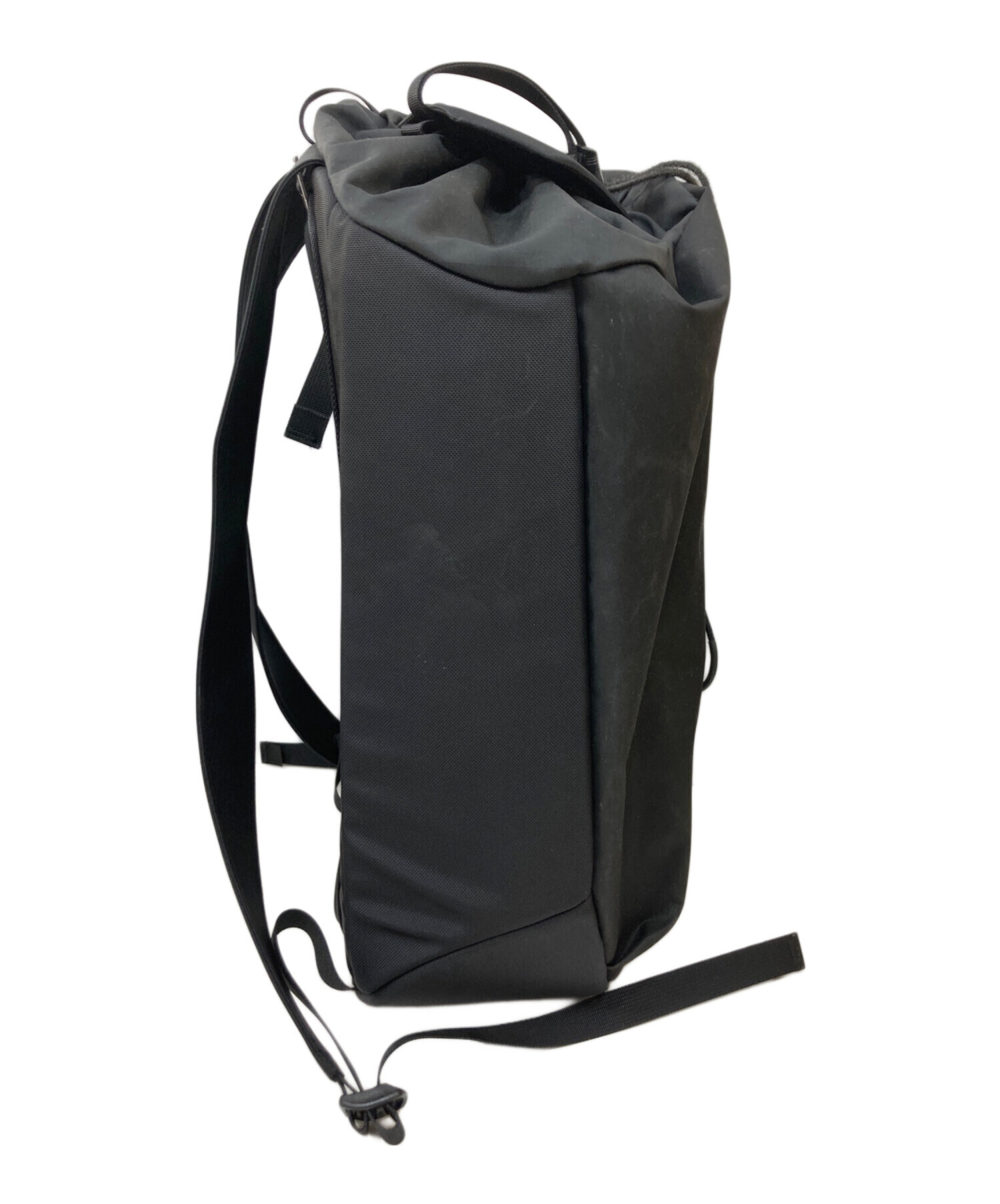 廃盤品　ARC'TERYX ランバーパック 廃盤品】ARC'TERYX アークテリクス ブラック ランバーパック Q5 - メルカリ