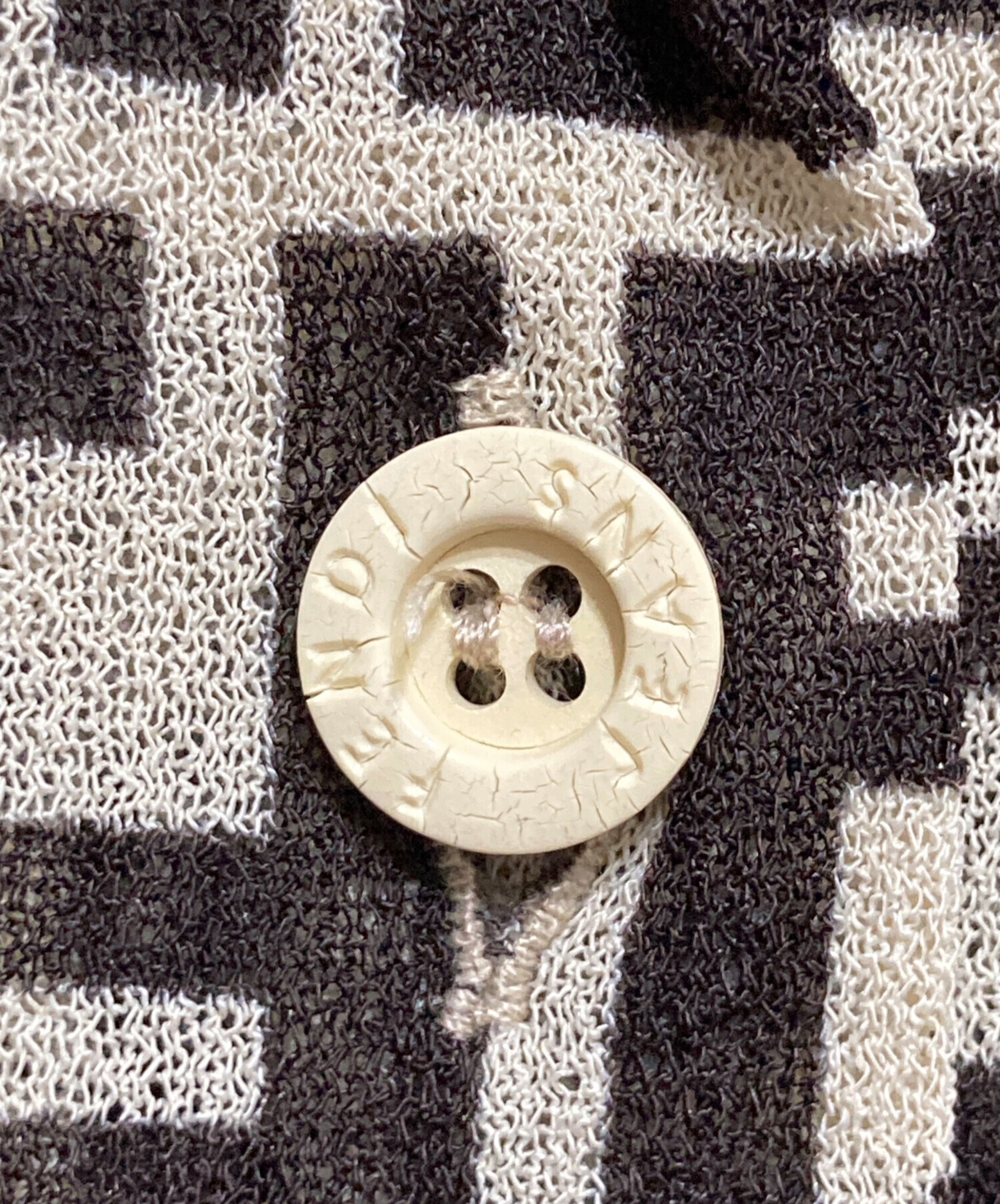 FENDI チェック柄 長袖 レディースシャツ　中古 FENDI - フェンディ シャツ チェック柄 ボタンダウン 15/38 コットン