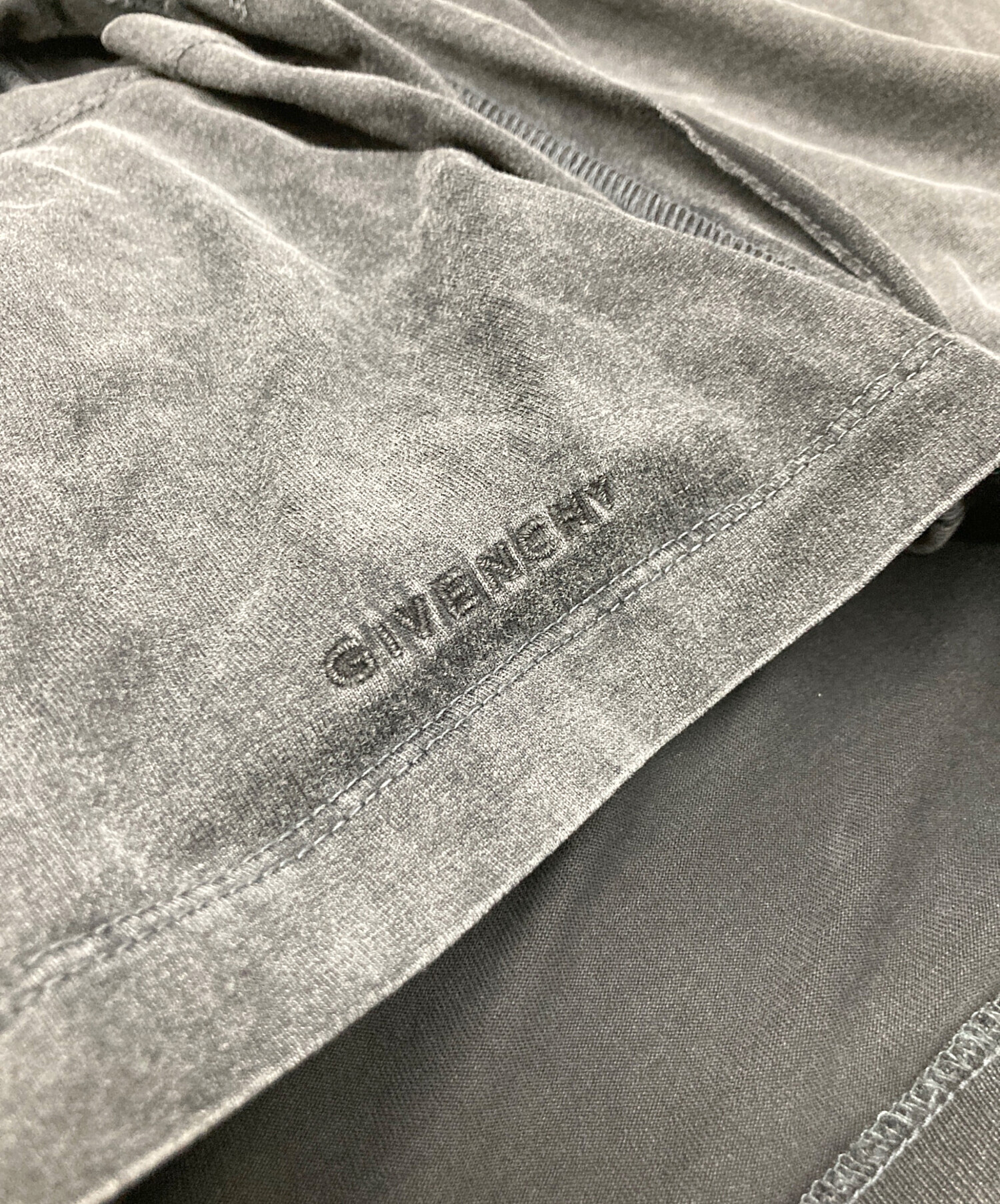 中古・古着通販】GIVENCHY (ジバンシィ) Overlapped Embroidered Tee
