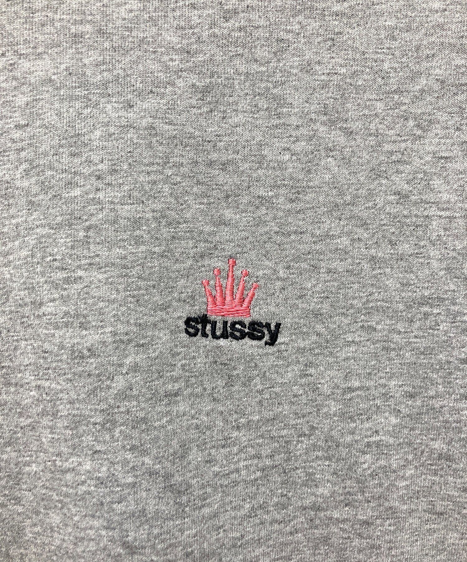 Stüssy ダークグレー ロゴ刺繍 シャツ Lサイズ 中古・古着通販】stussy (ステューシー) ワンポイントクラウン刺繍T